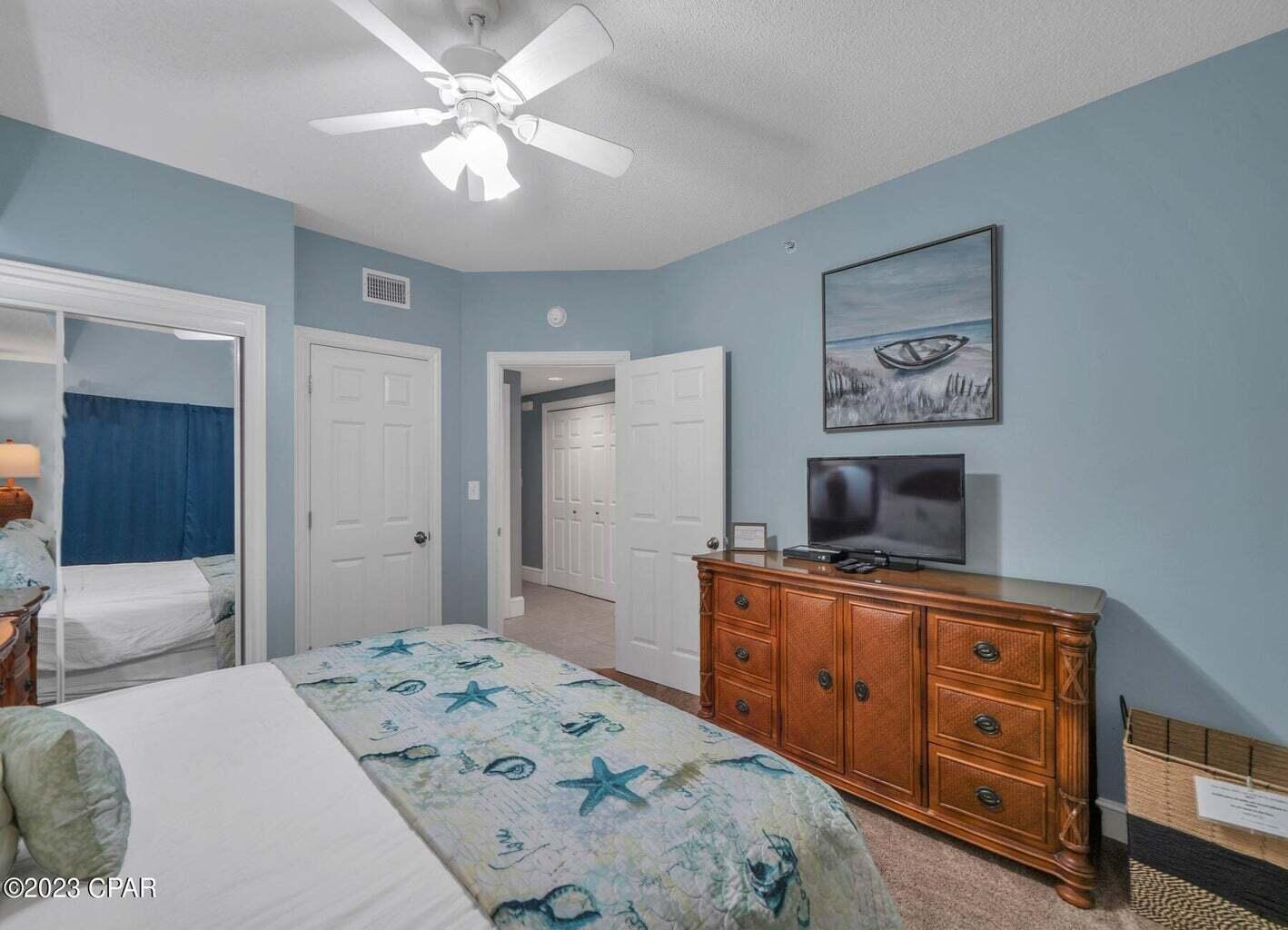 MAJESTIC BEACH TOWERS II - Residential