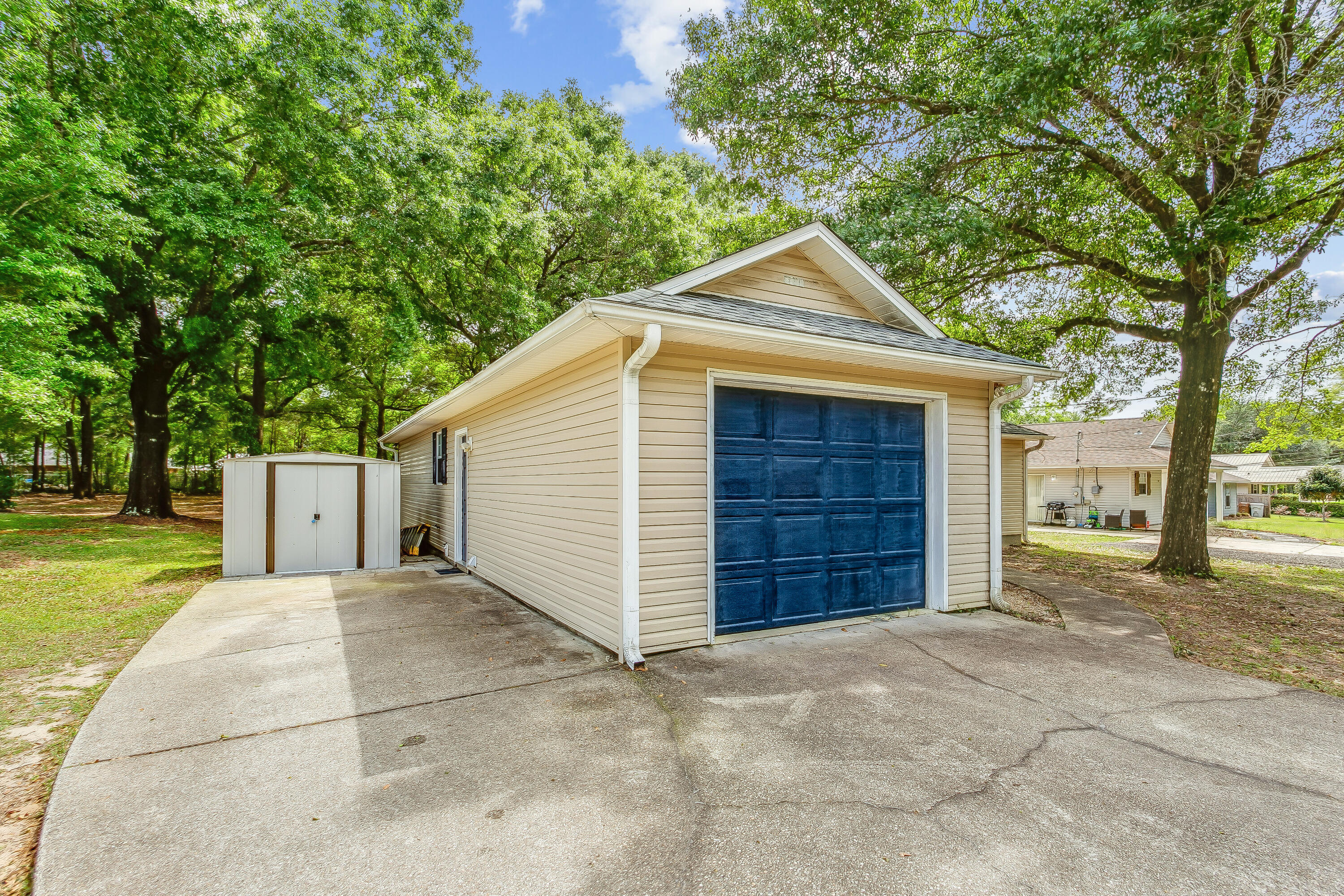 METES & BOUNDS - Residential