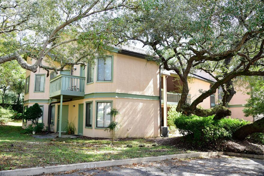 Located in the Heart of Bluewater Bay Resort, this charming and move-in ready 2 bedroom, 2 bath condo is ready for immediate occupancy. Tastefully updated with new custom storm door, new laminate floors, upgraded stainless appliances and interior paint. This condo is convenient to Eglin AFB, Shopping, Golf, EOD School and just a few miles from the beautiful beaches of Destin FL. This unit is complimented with a large and private screened-in porch. Sorry NO pets and NO smoking. Any person 18 years old or older must complete separate applications. Renter's liability insurance required.
