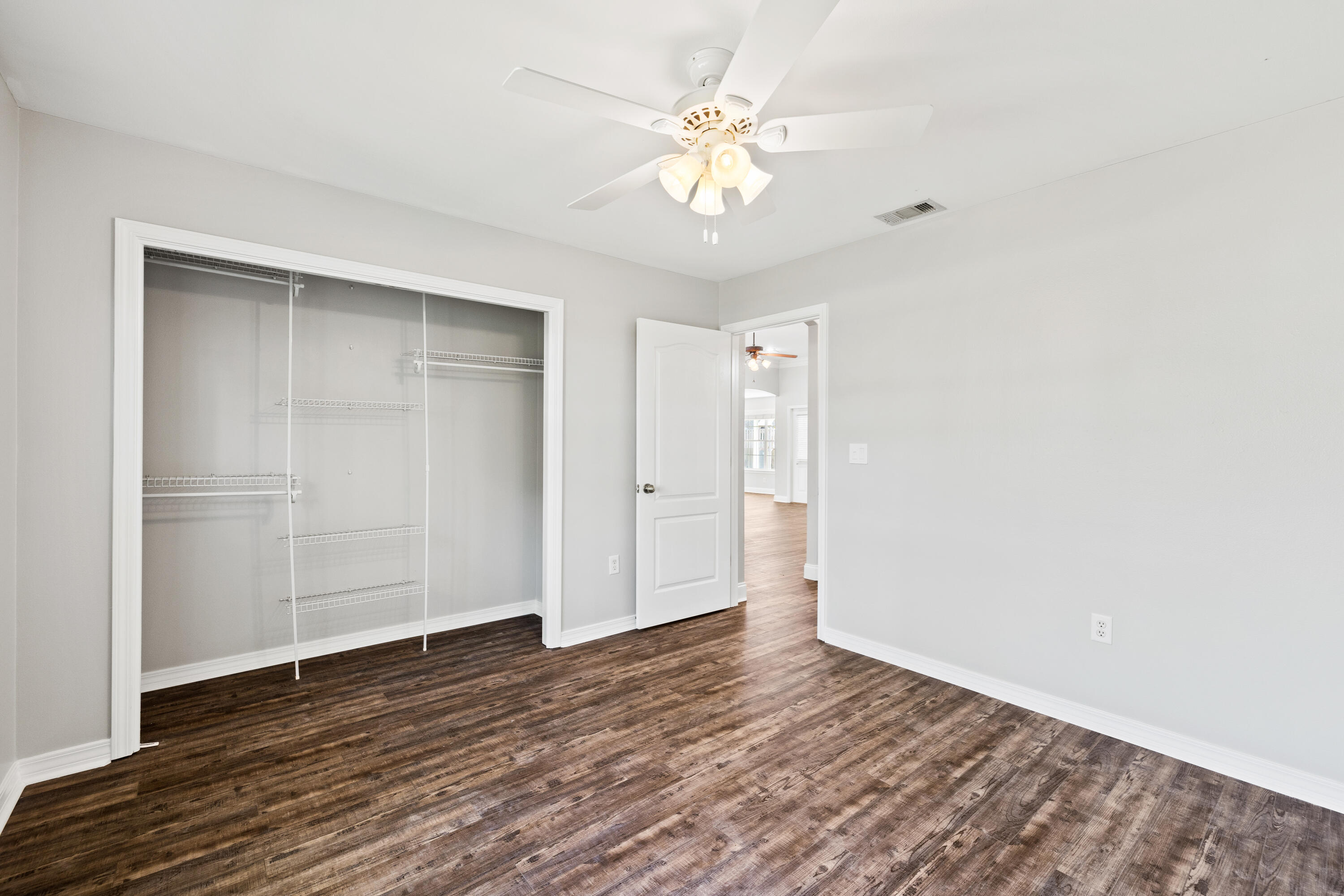 HOLIDAY SHORES ESTATES - Residential