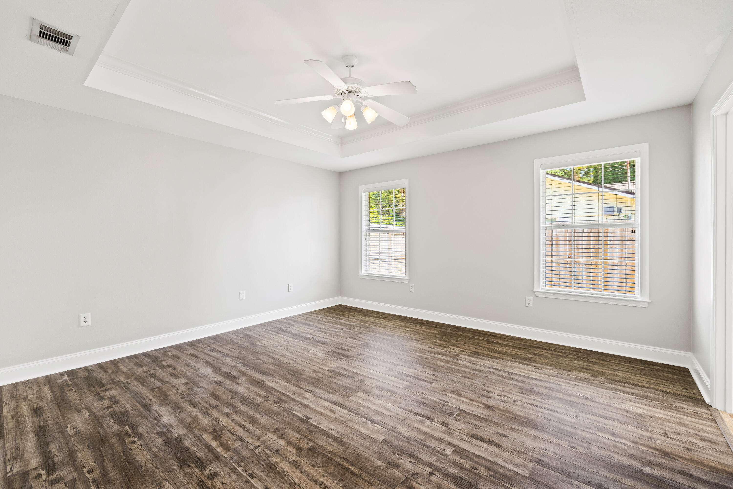HOLIDAY SHORES ESTATES - Residential