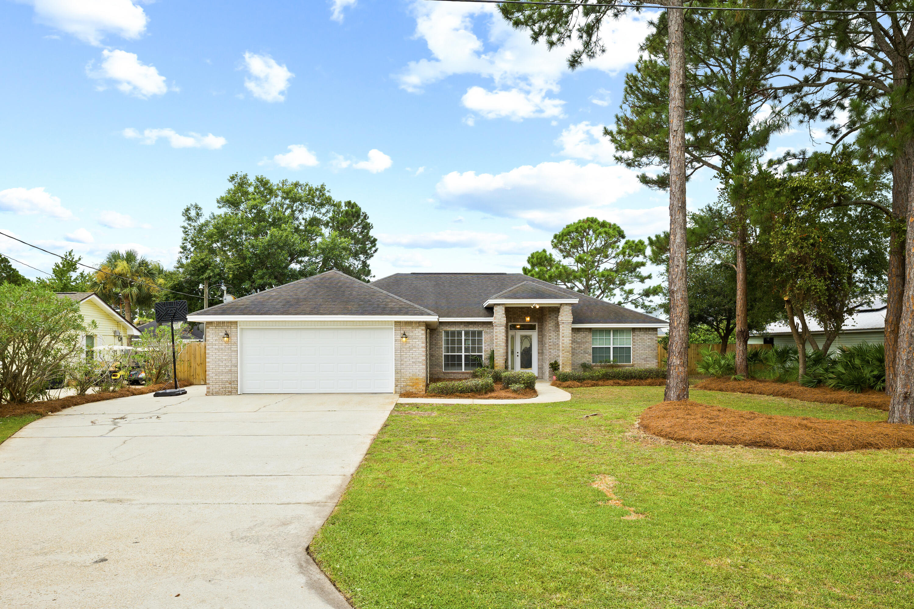 HOLIDAY SHORES ESTATES - Residential