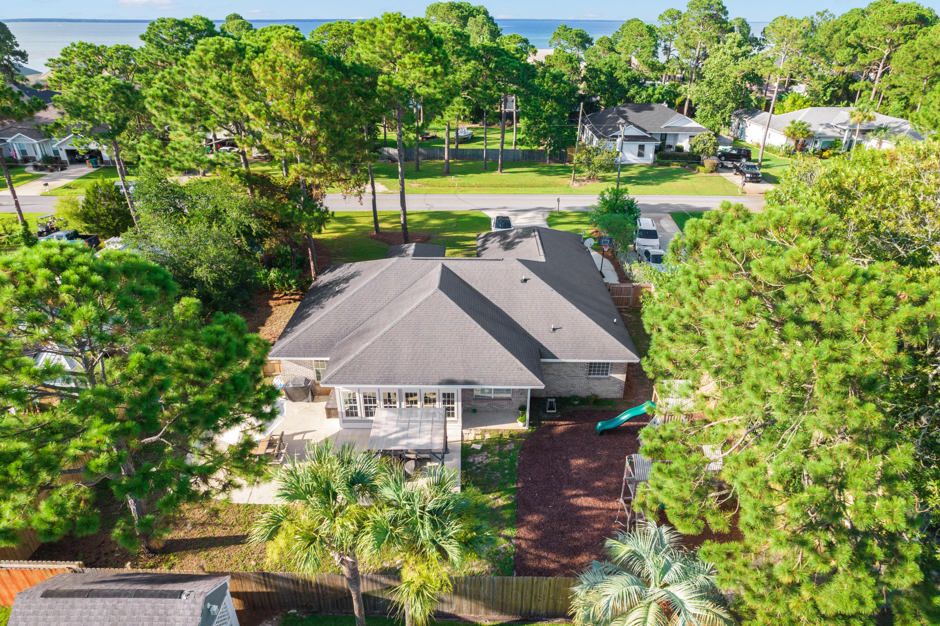 HOLIDAY SHORES ESTATES - Residential