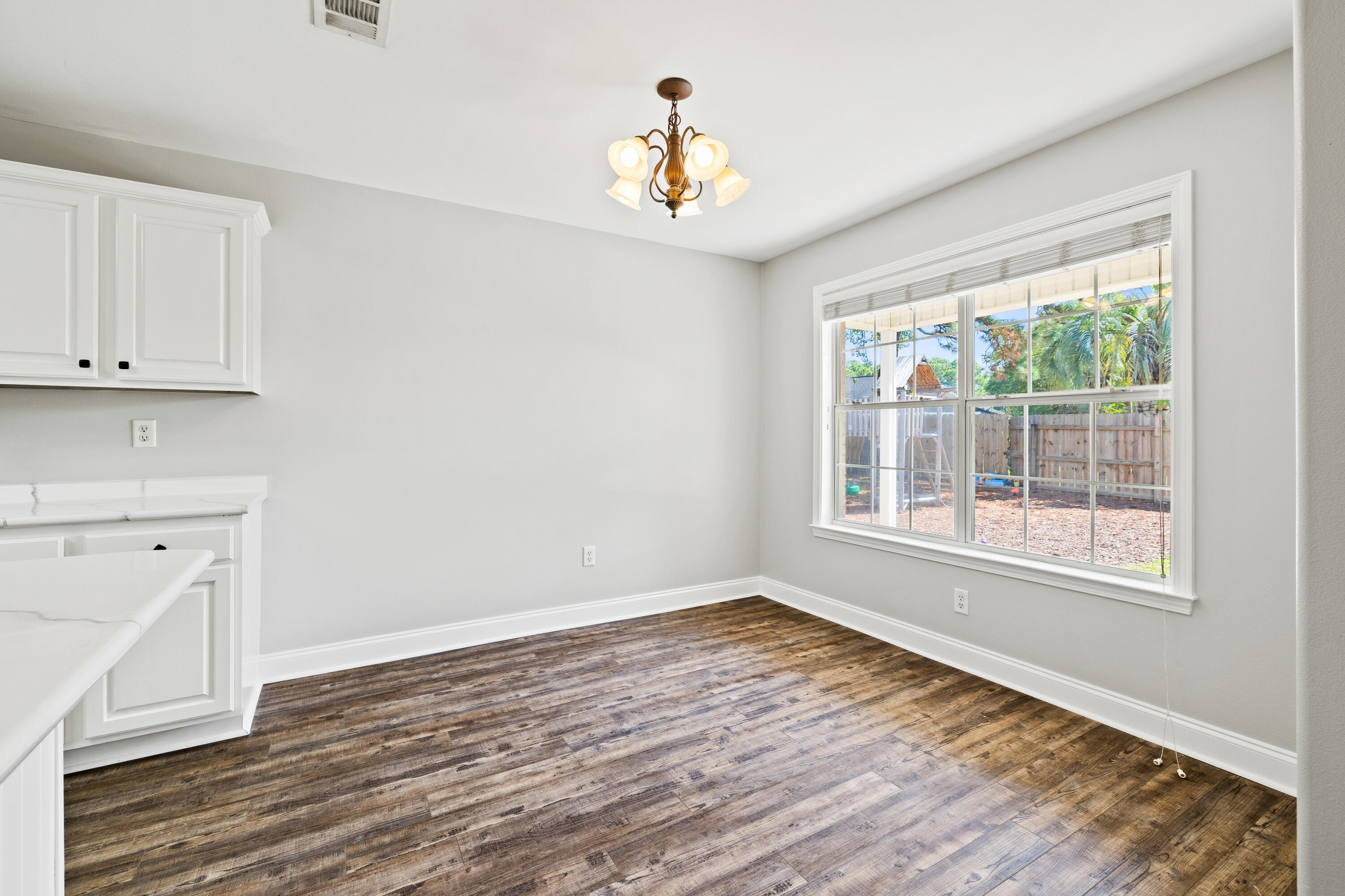 HOLIDAY SHORES ESTATES - Residential