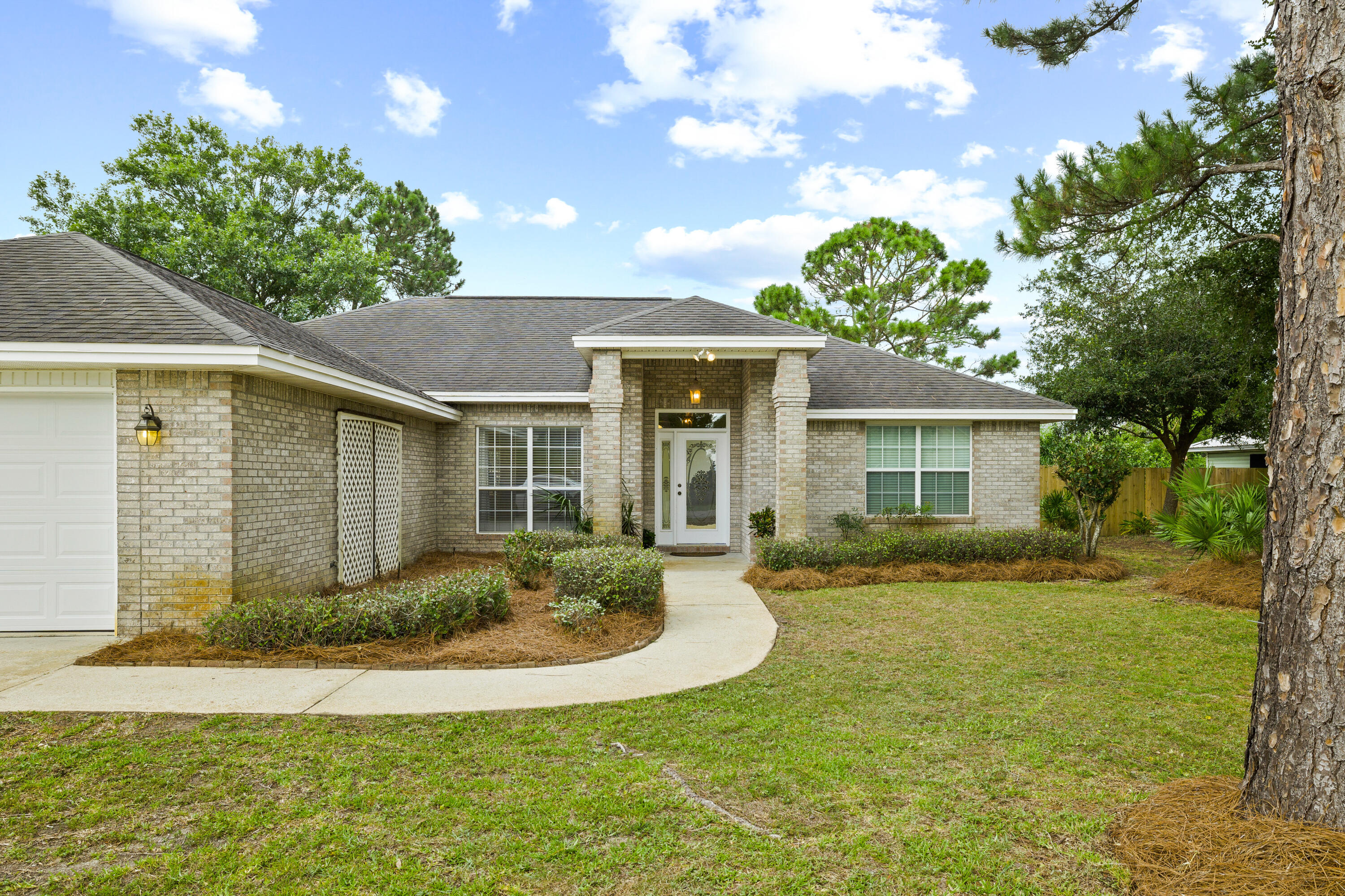 HOLIDAY SHORES ESTATES - Residential