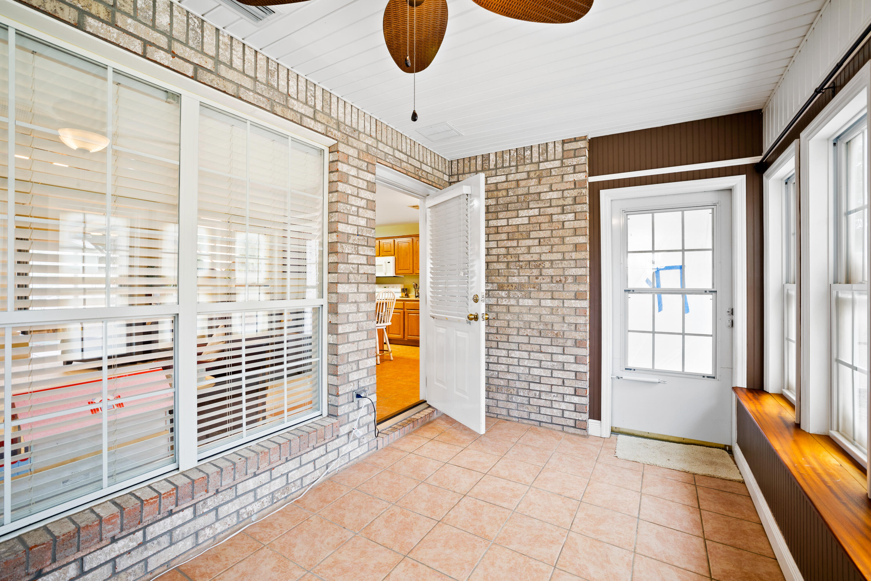 HOLIDAY SHORES ESTATES - Residential