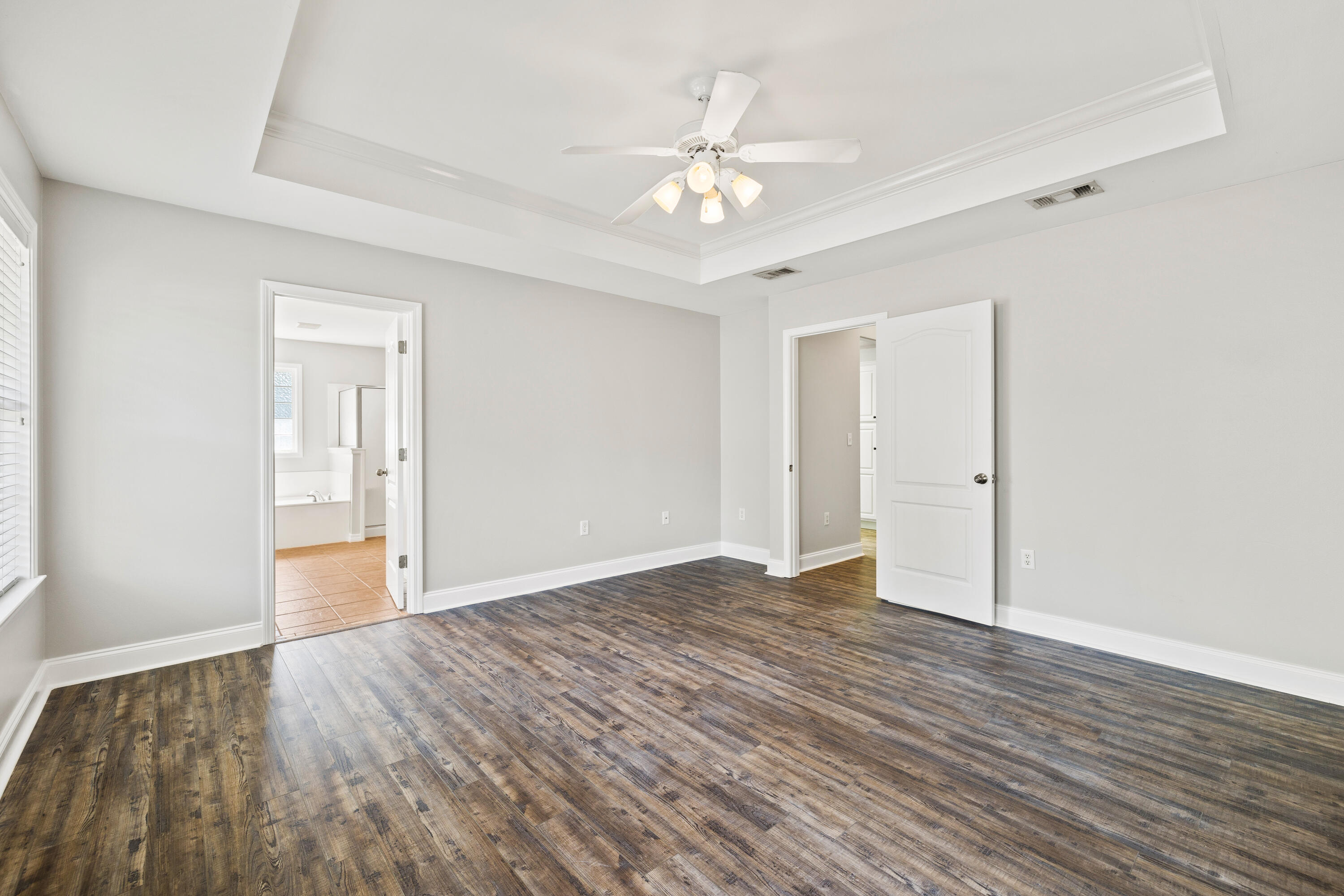 HOLIDAY SHORES ESTATES - Residential