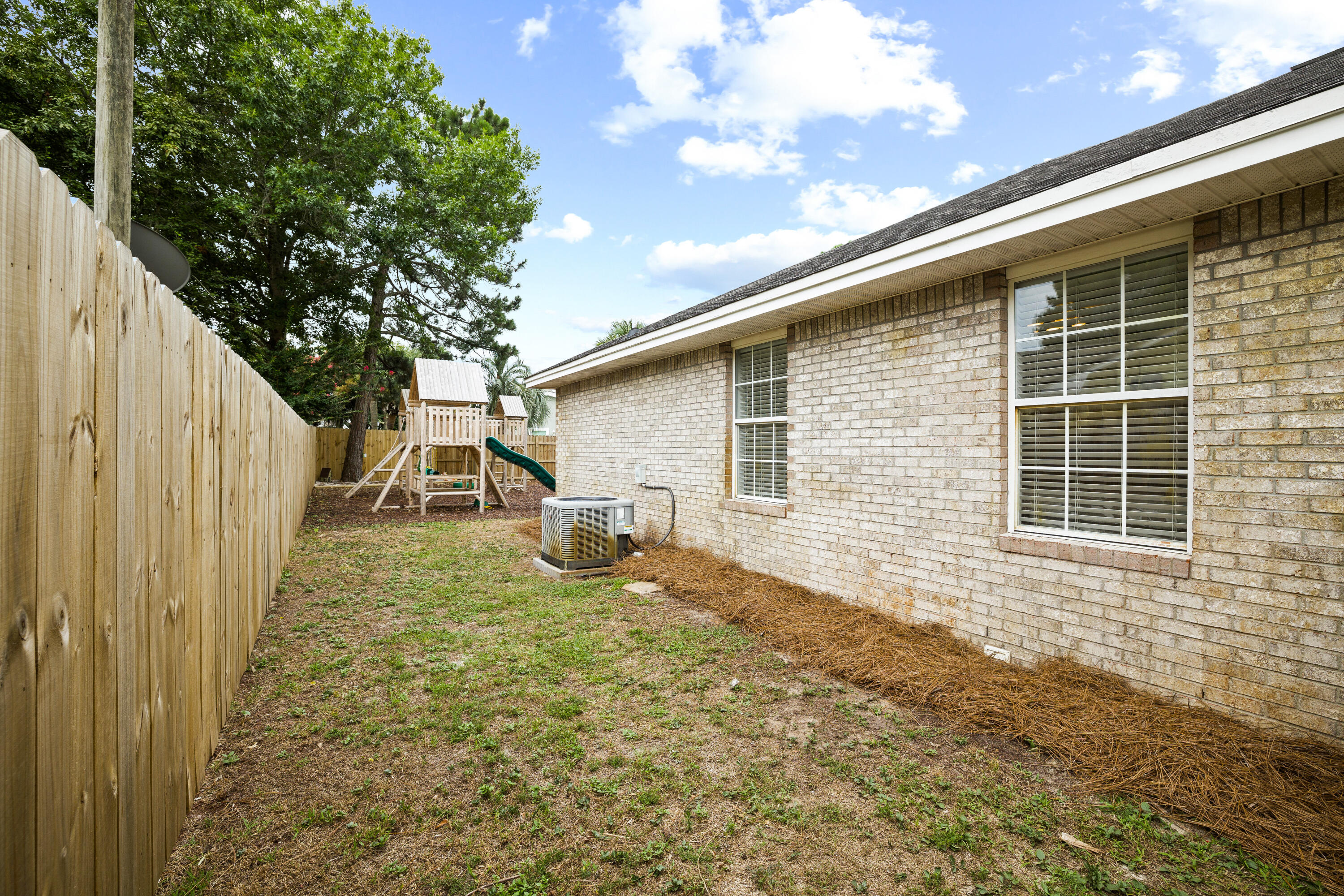 HOLIDAY SHORES ESTATES - Residential