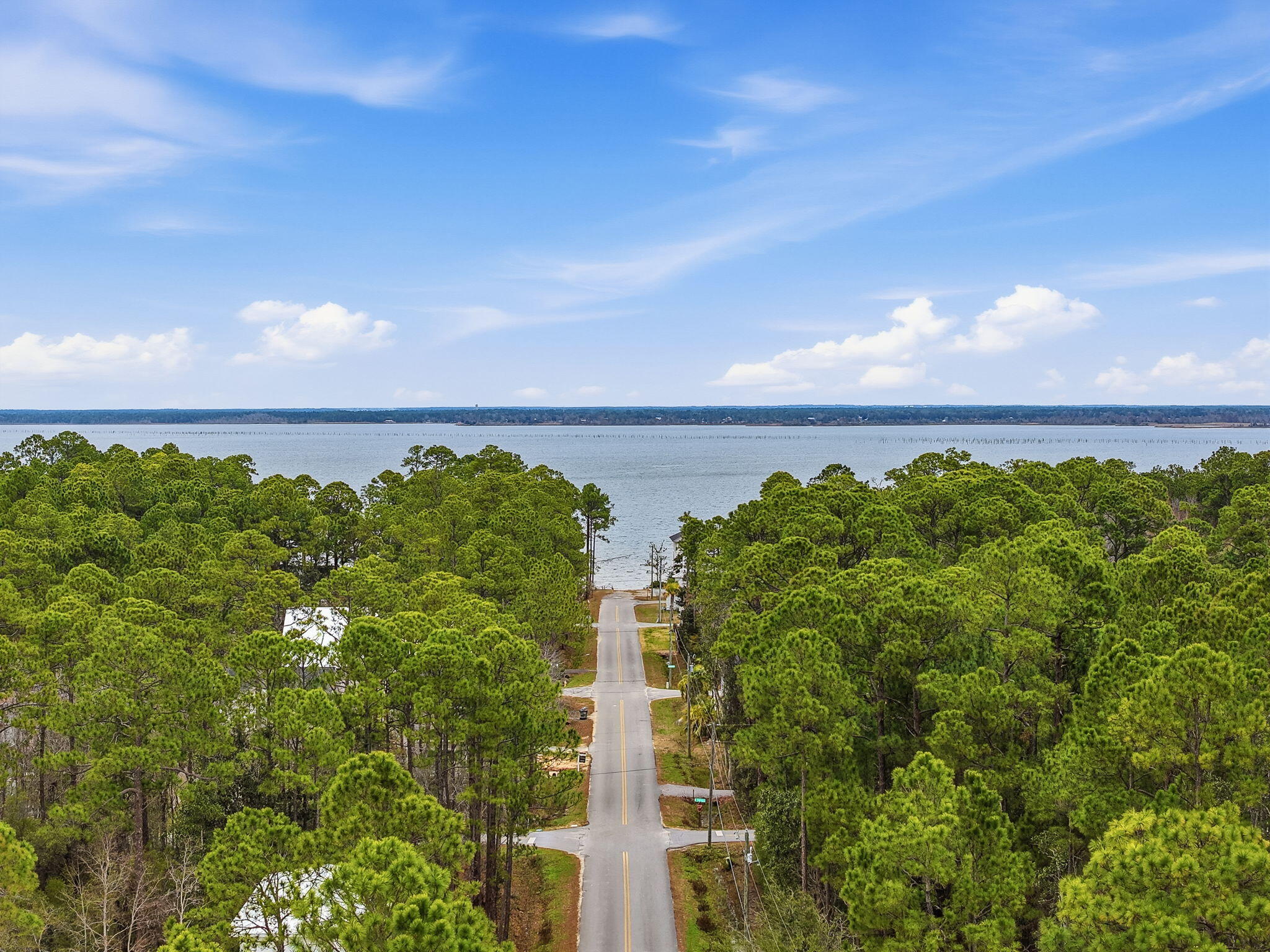 MAGNOLIA BEACH - Land