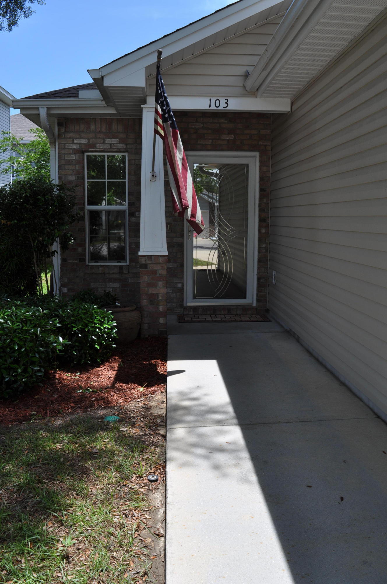 Redwood Village - Residential Lease