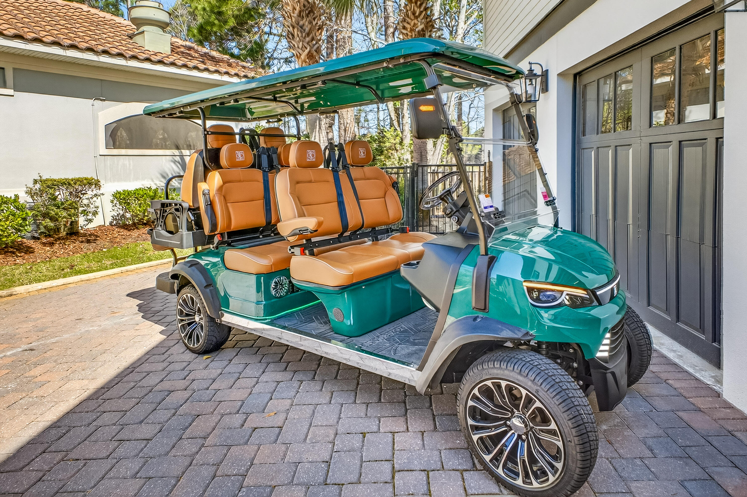 BURNT PINE - Residential