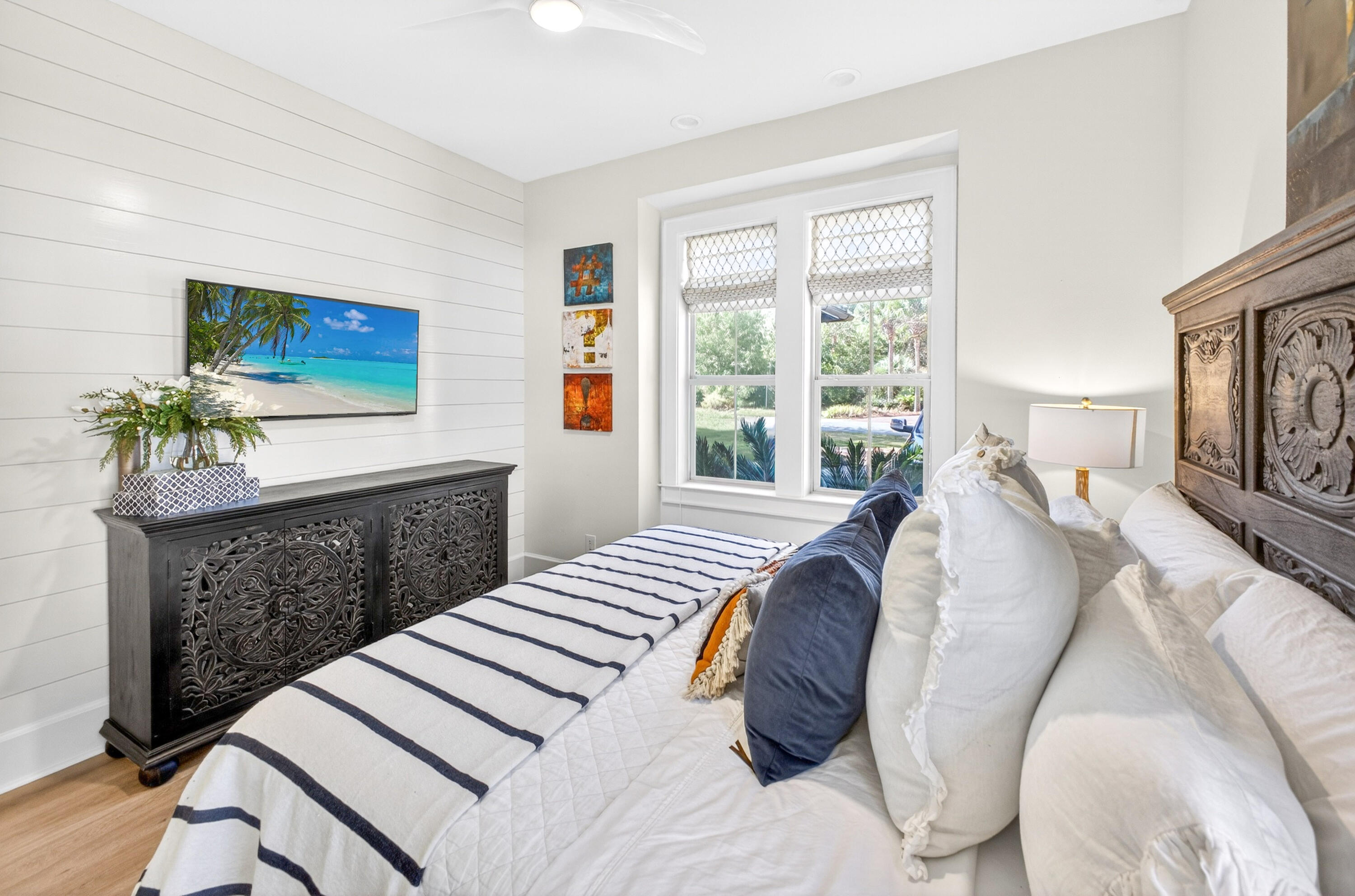 BURNT PINE - Residential