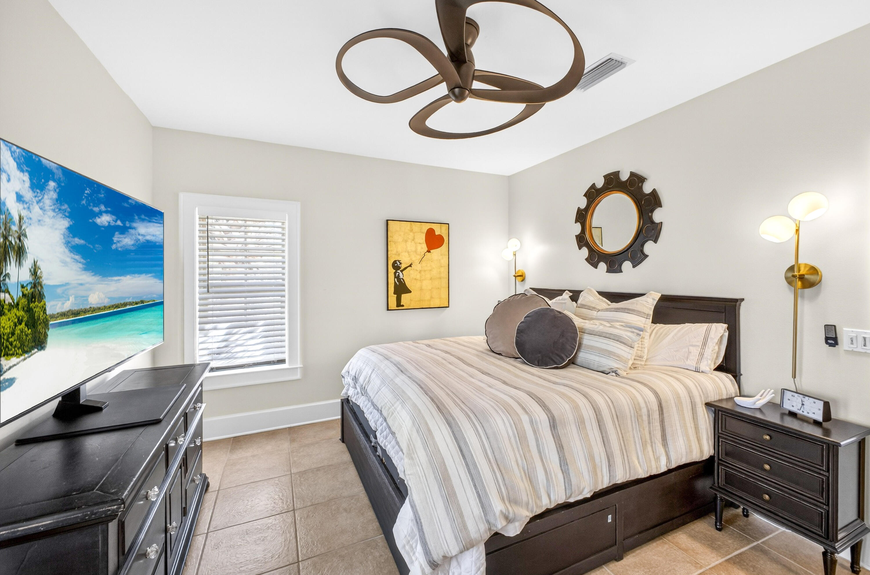 BURNT PINE - Residential