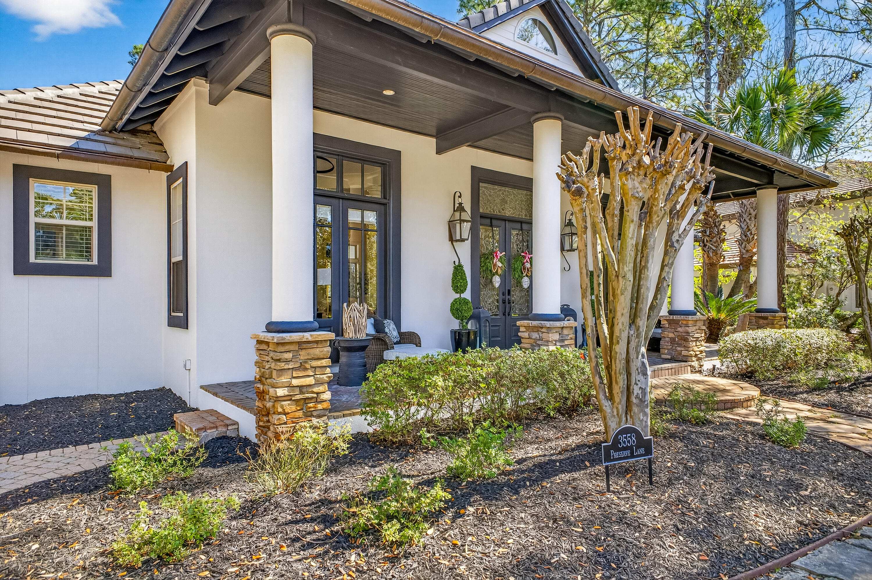 BURNT PINE - Residential