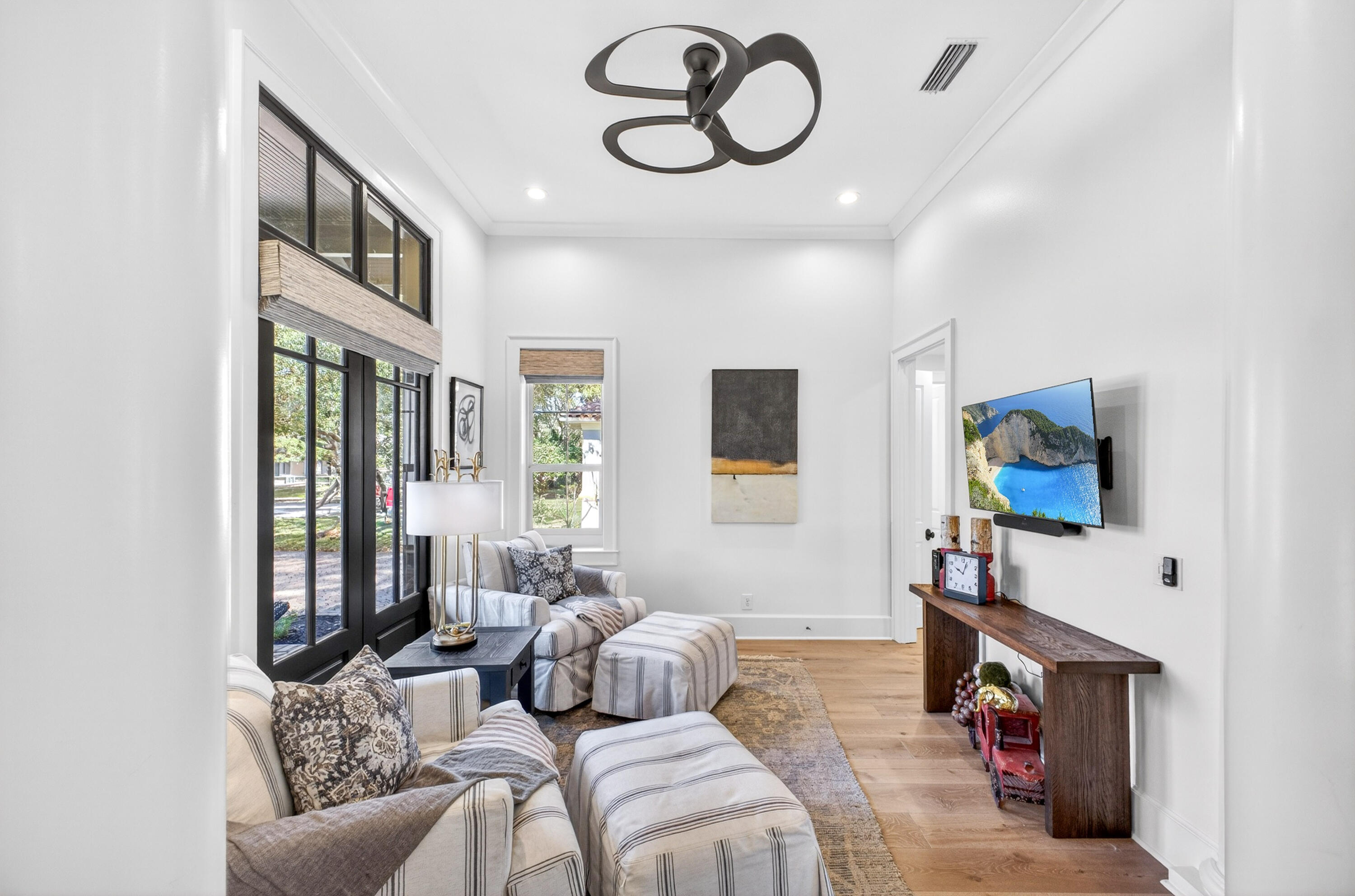 BURNT PINE - Residential