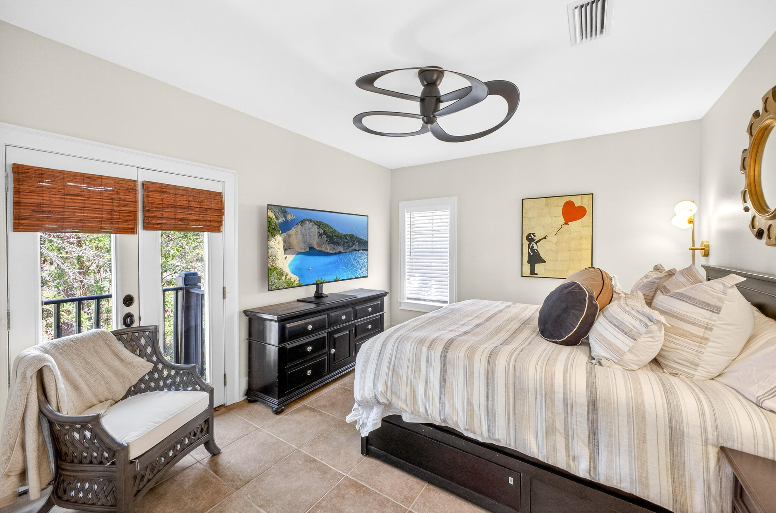 BURNT PINE - Residential