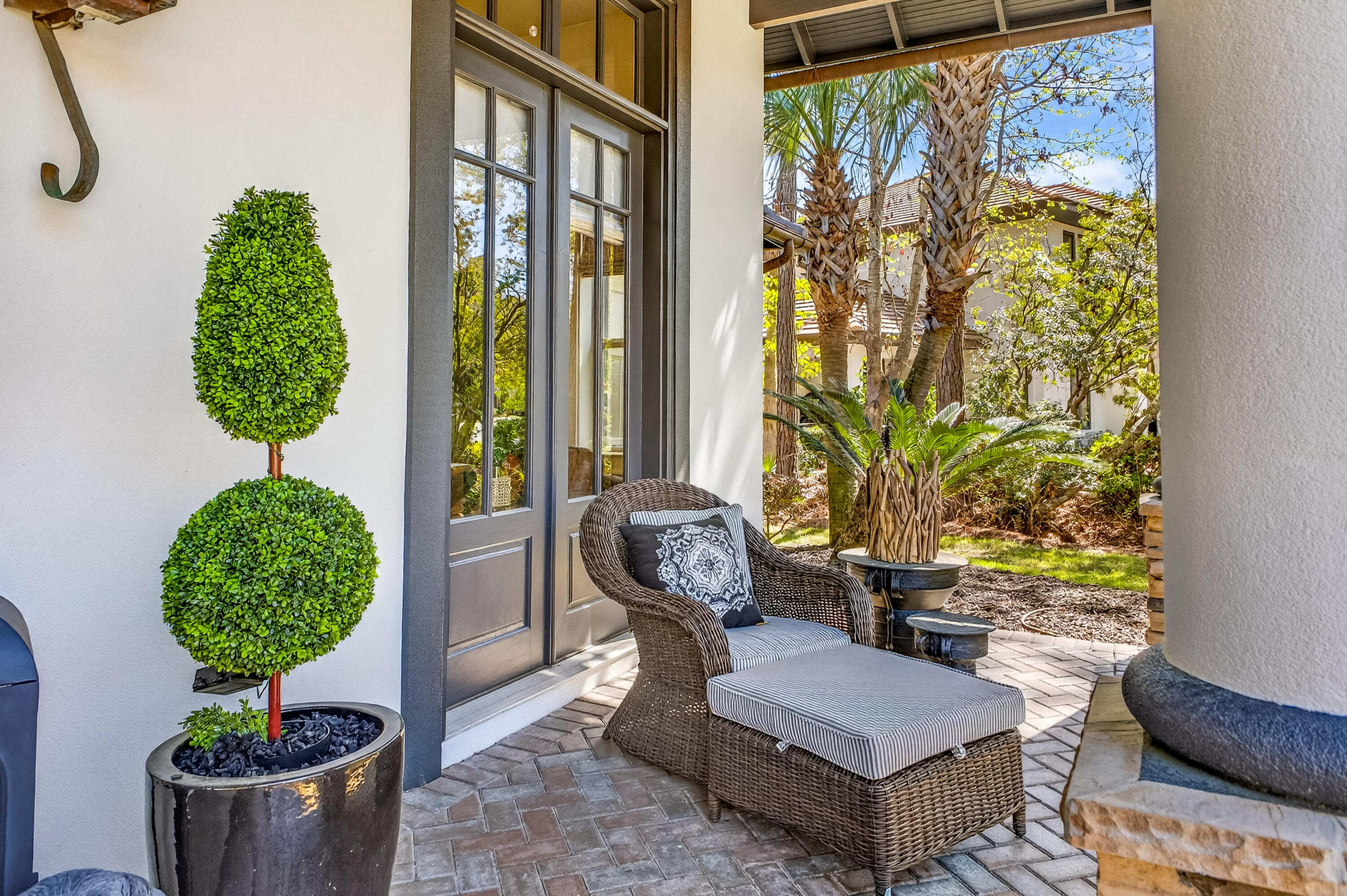 BURNT PINE - Residential