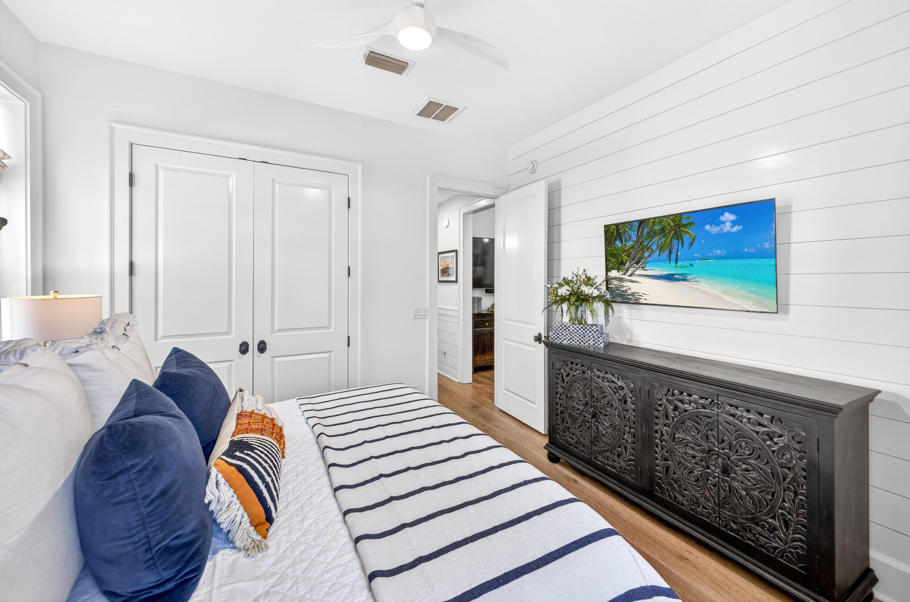 BURNT PINE - Residential