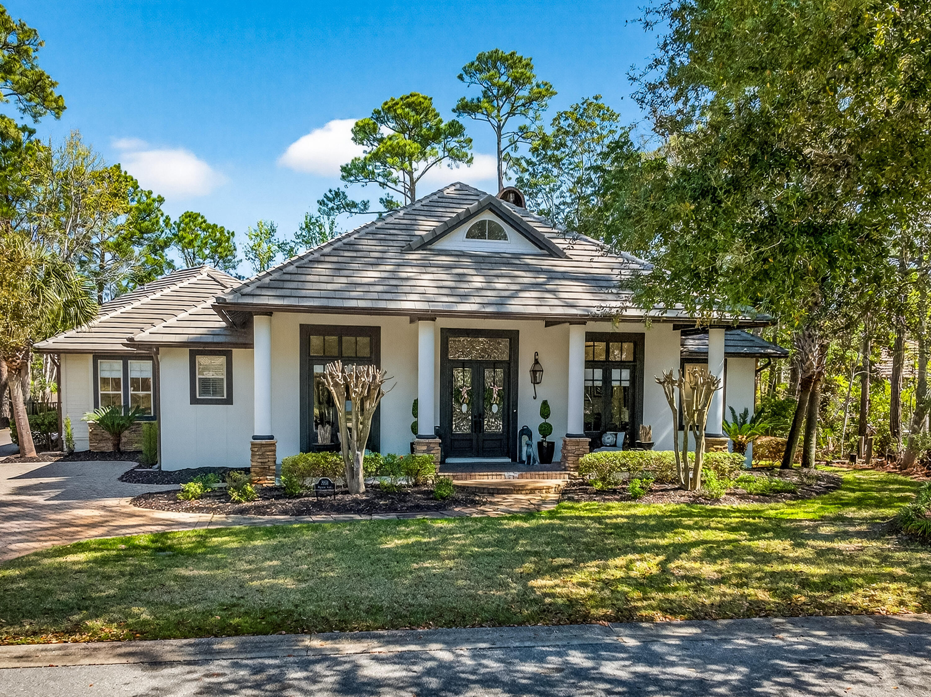 BURNT PINE - Residential