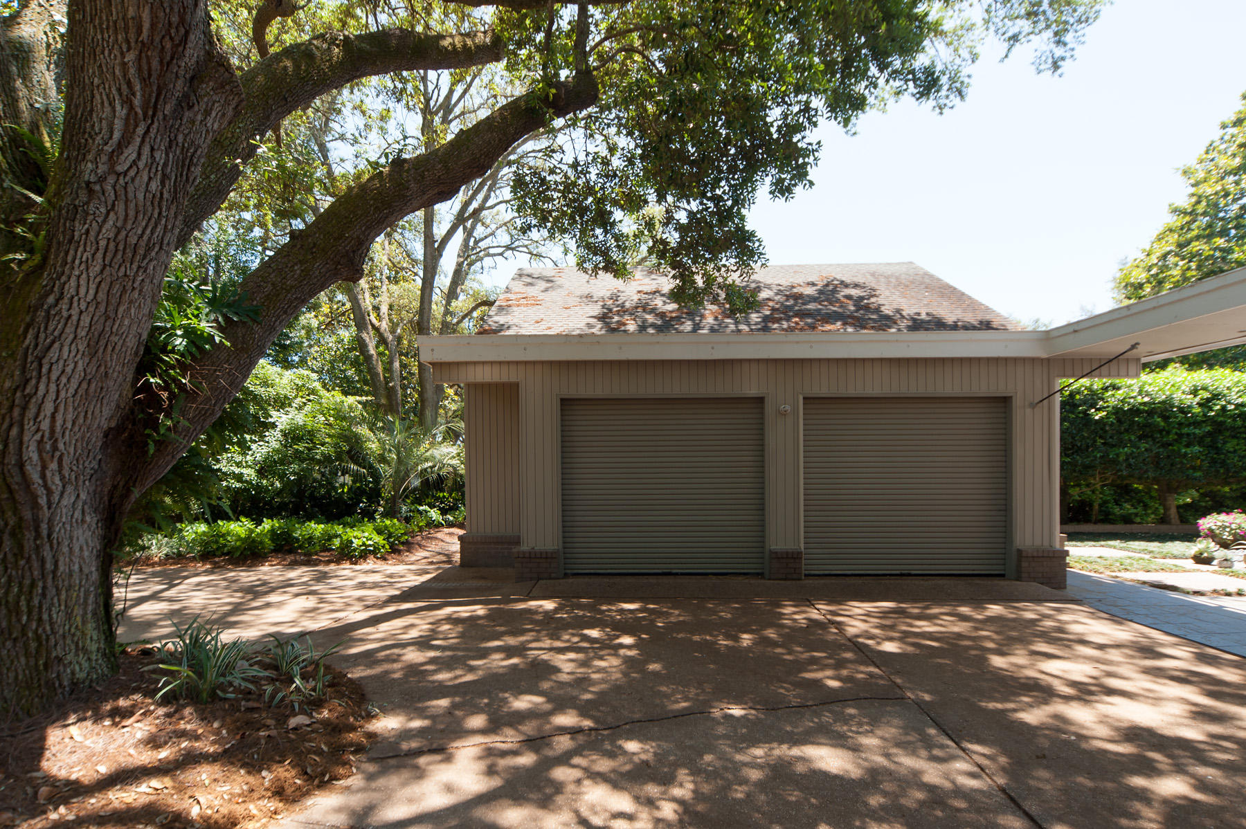 LONGWOOD - Residential