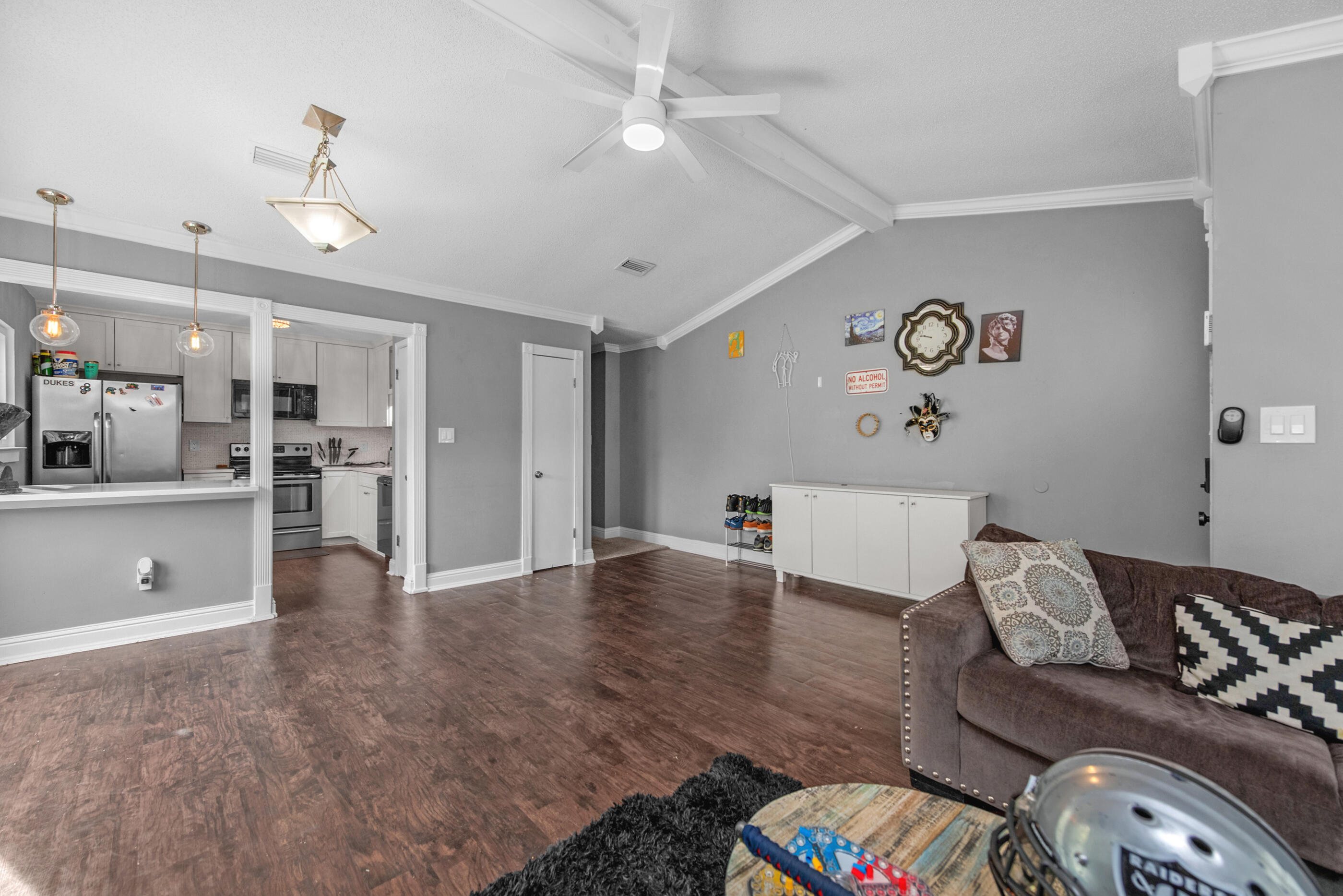 HIDDEN TRAILS PH 1 - Residential