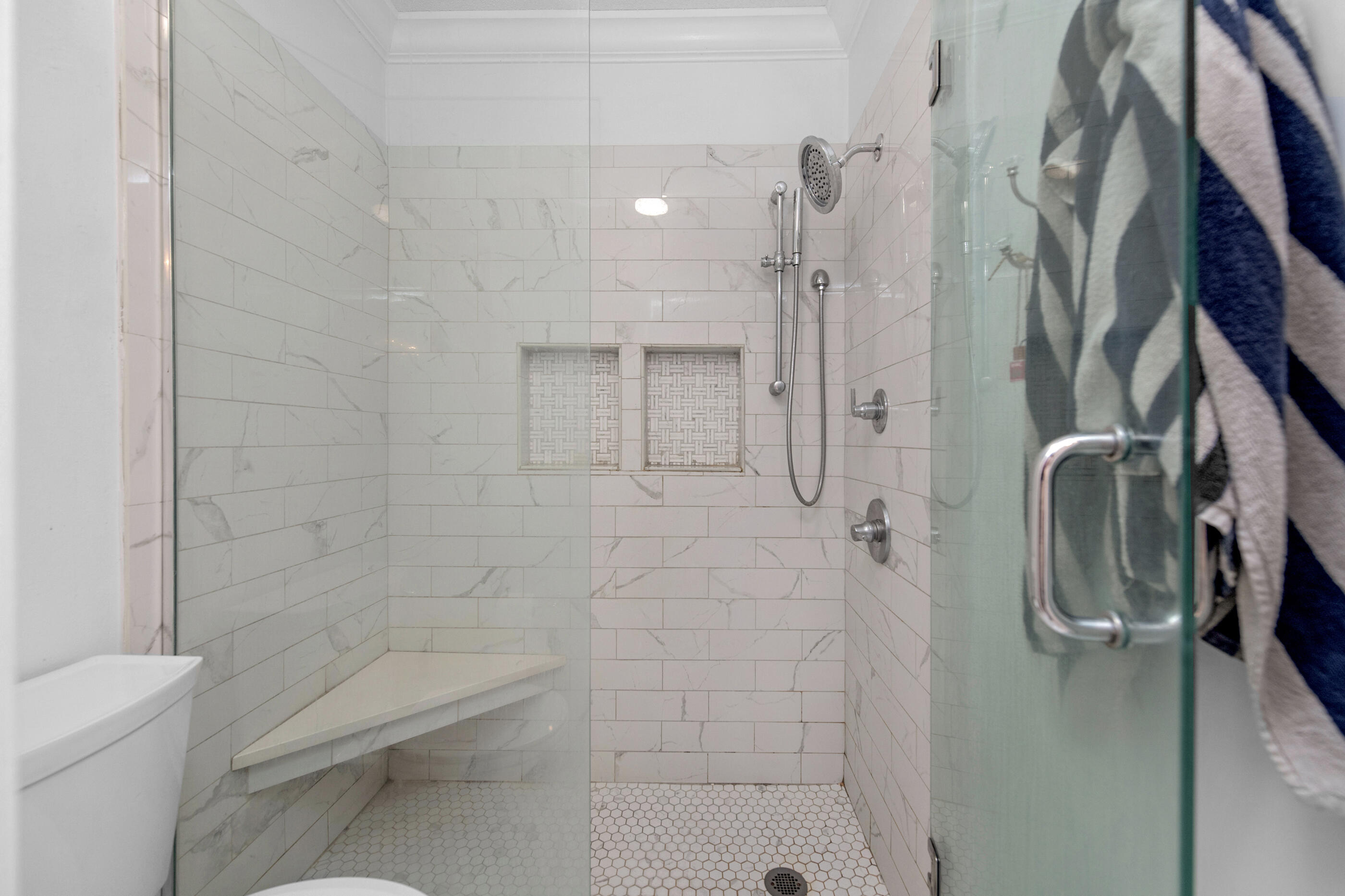 HIDDEN TRAILS PH 1 - Residential