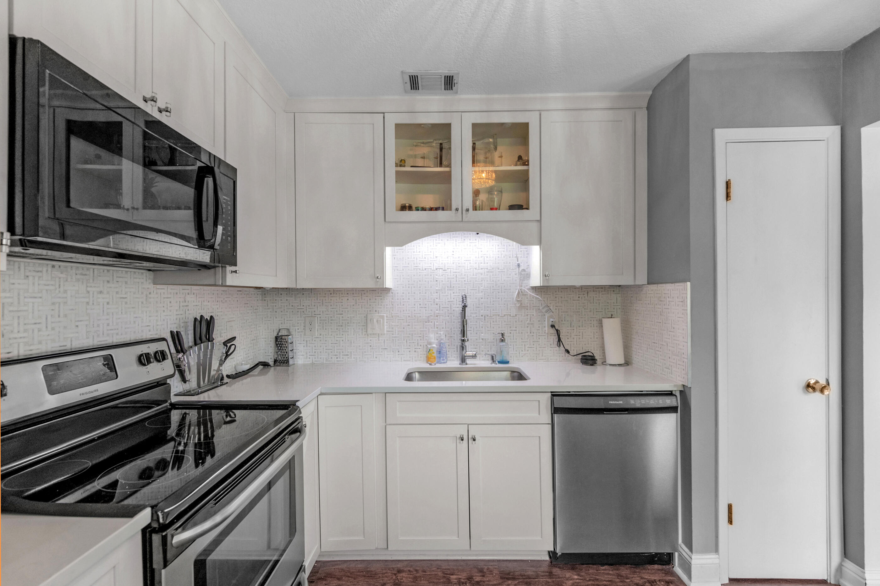 HIDDEN TRAILS PH 1 - Residential