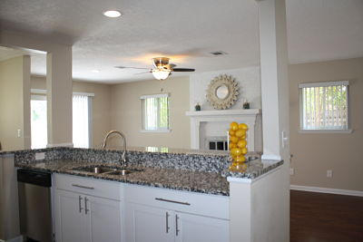 COUNTRY CLUB EST 1ST ADDN - Residential