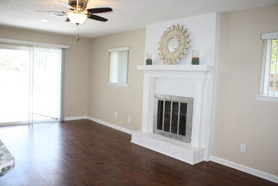 COUNTRY CLUB EST 1ST ADDN - Residential