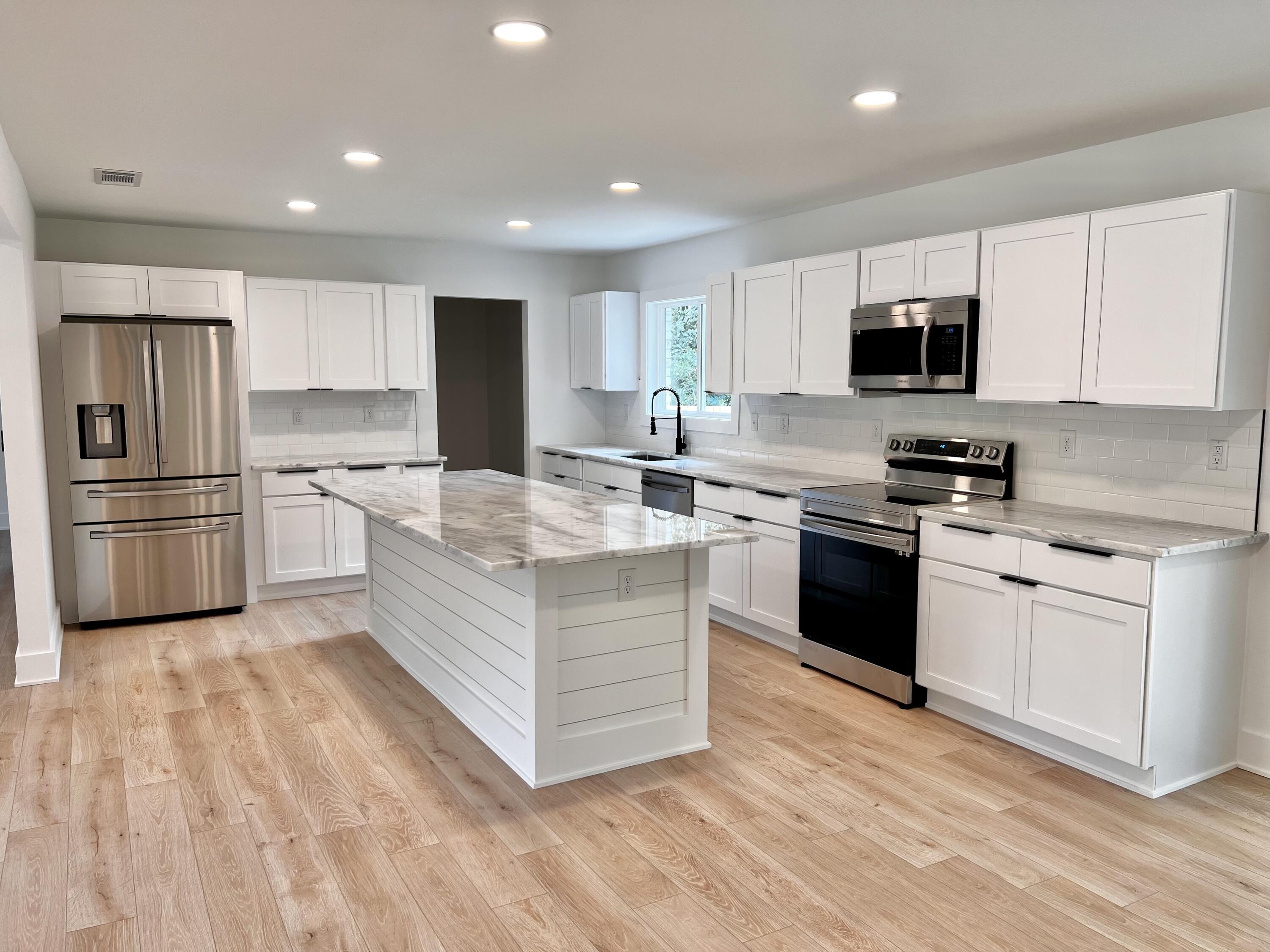VESTA HTS 4th ADD - Residential