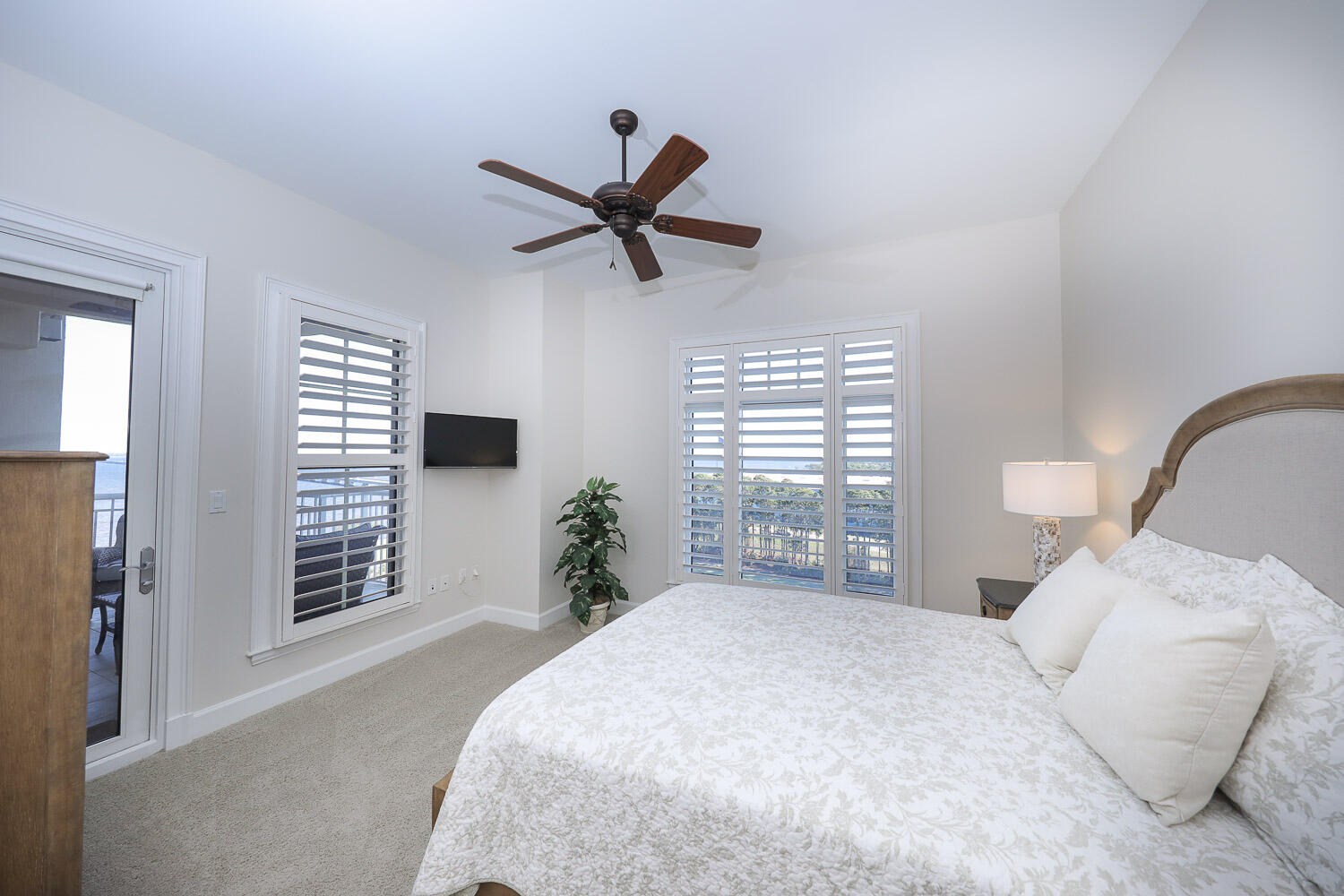 ONE WATER PLACE AT KELLY PLANTATION - Residential