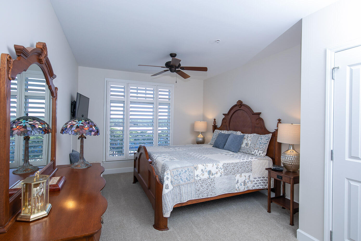ONE WATER PLACE AT KELLY PLANTATION - Residential
