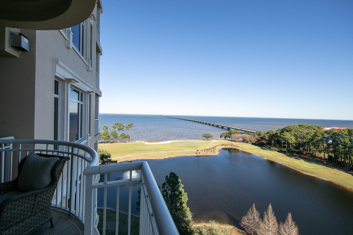 ONE WATER PLACE AT KELLY PLANTATION - Residential