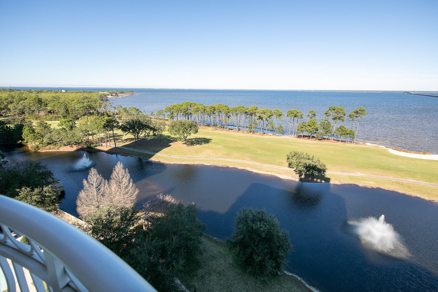ONE WATER PLACE AT KELLY PLANTATION - Residential