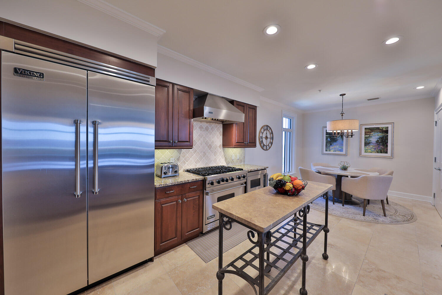 ONE WATER PLACE AT KELLY PLANTATION - Residential