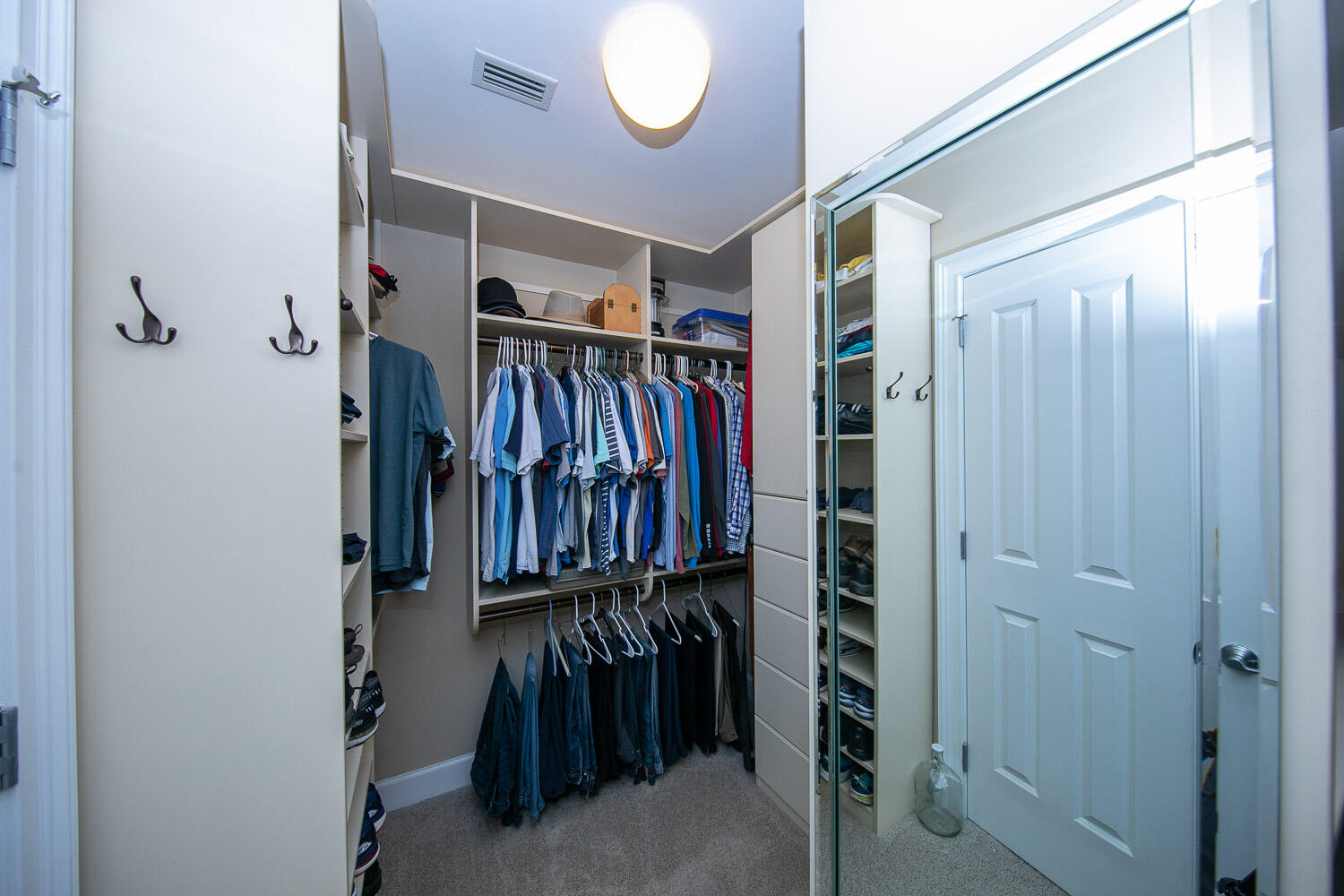 ONE WATER PLACE AT KELLY PLANTATION - Residential