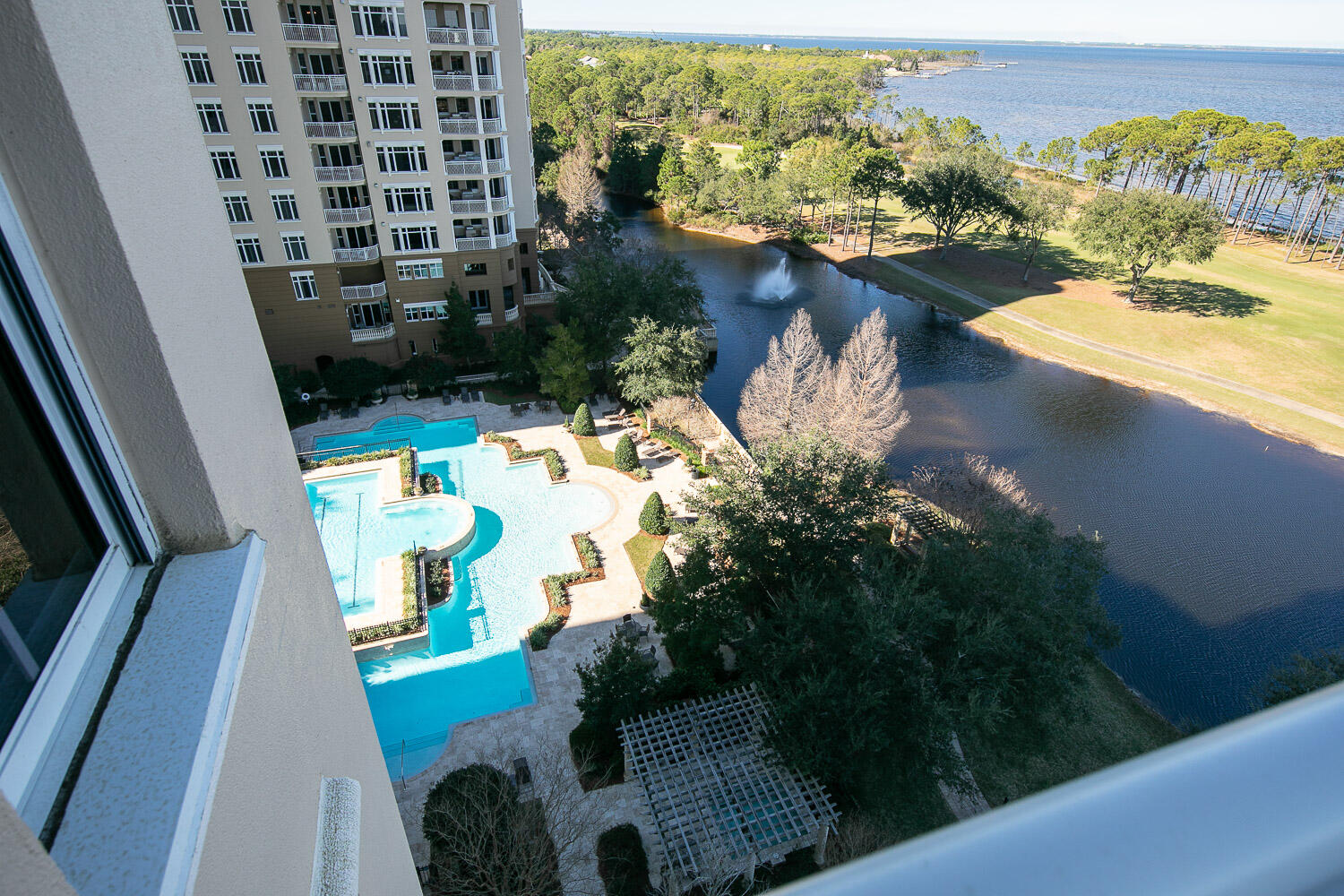 ONE WATER PLACE AT KELLY PLANTATION - Residential