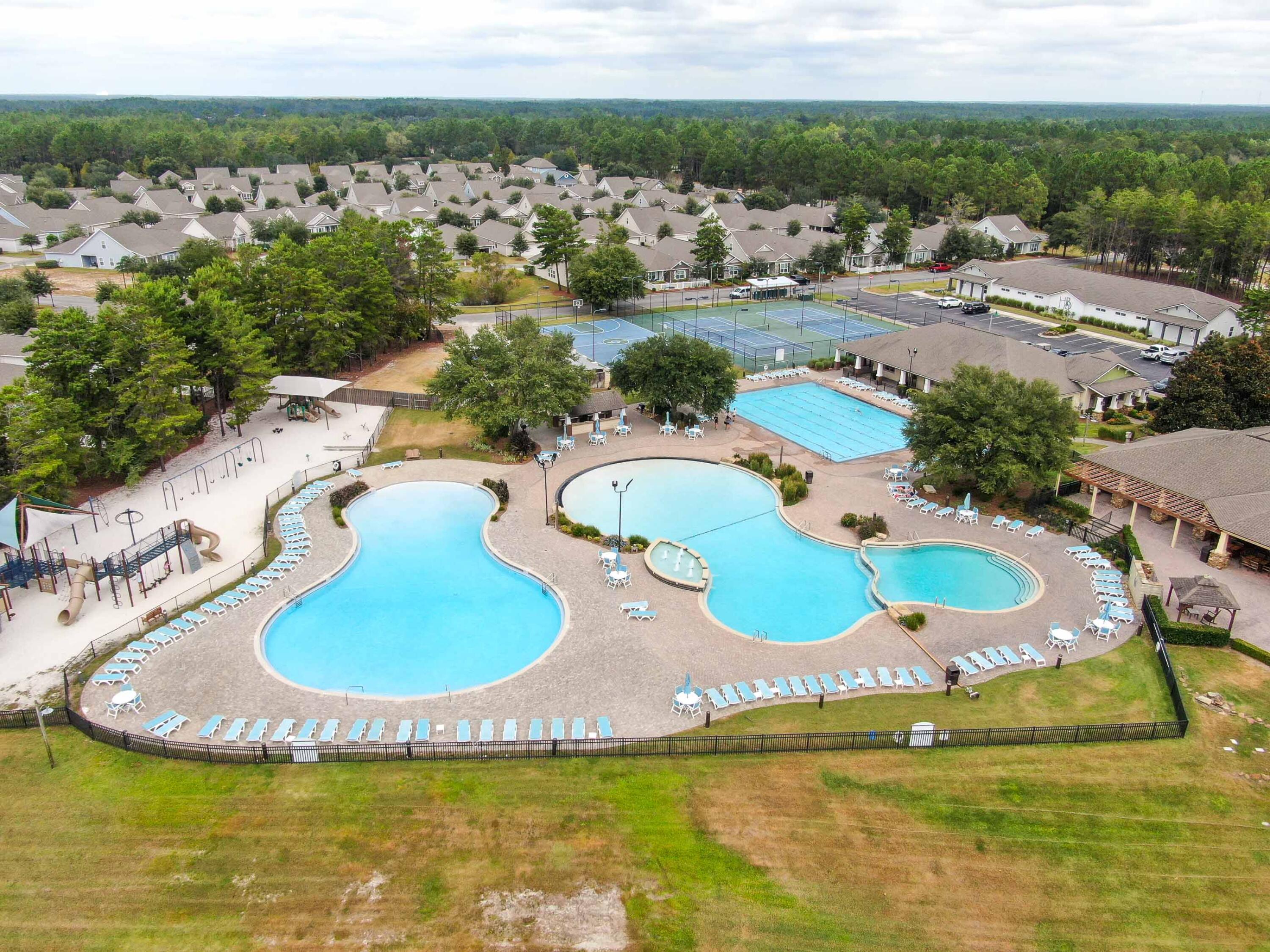 HAMMOCK BAY - Residential Lease