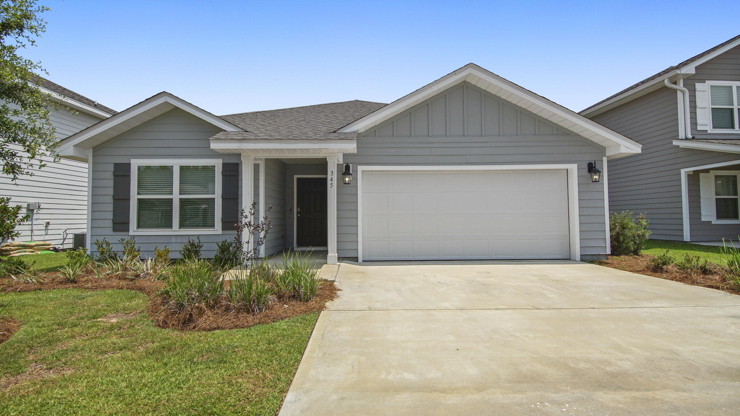 HAMMOCK BAY - Residential Lease