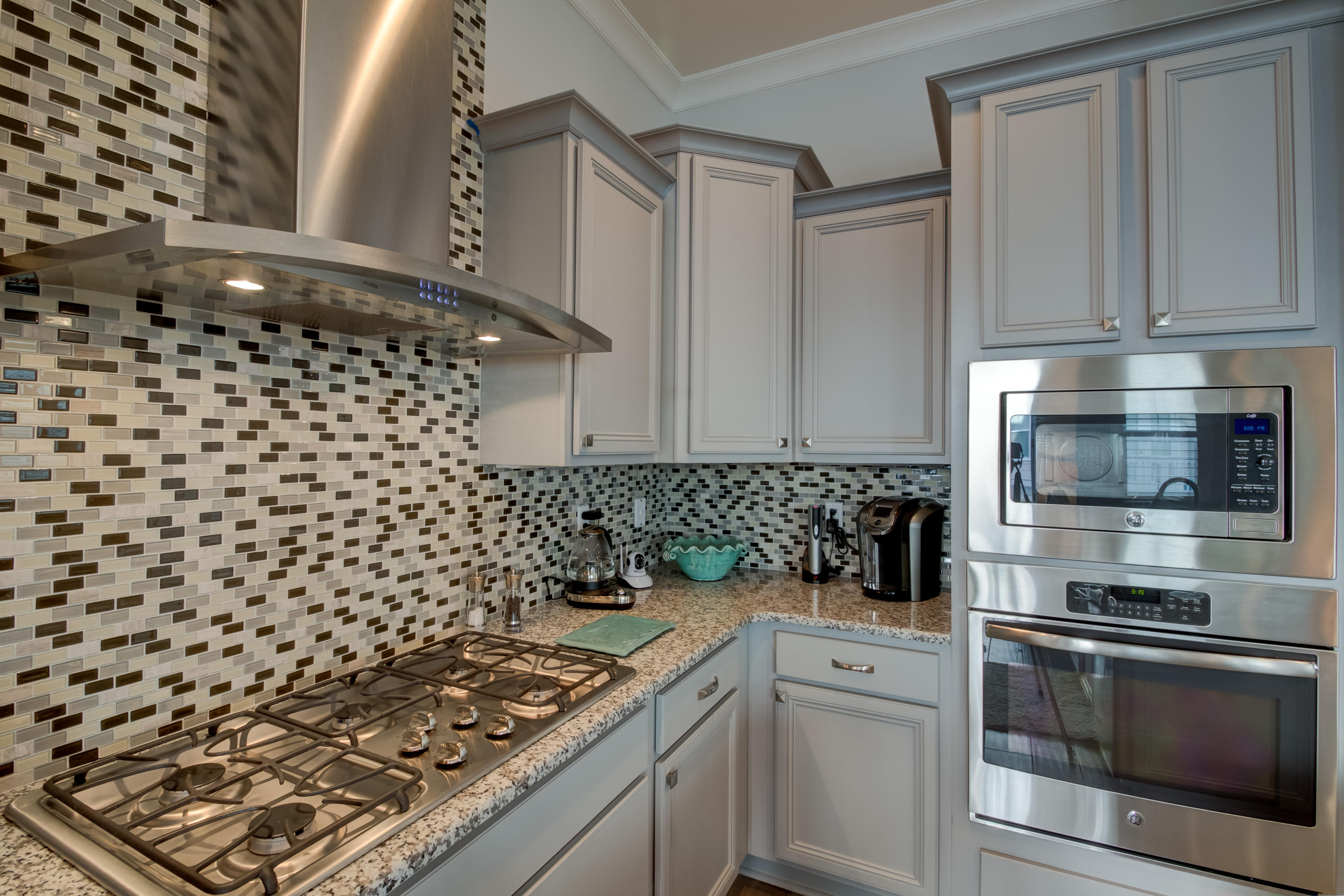 PROMINENCE - Residential