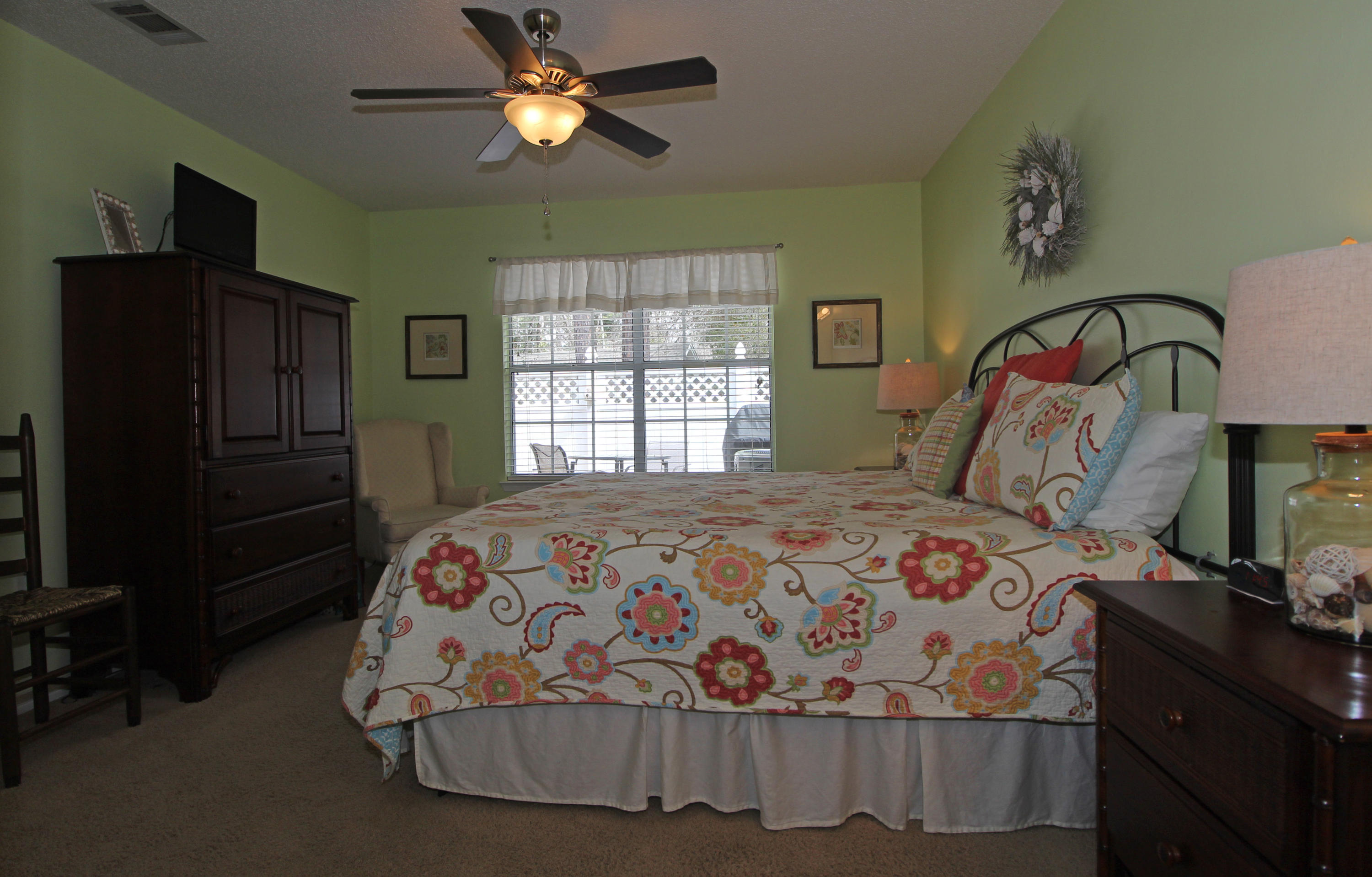 EMERALD GARDENS - Residential