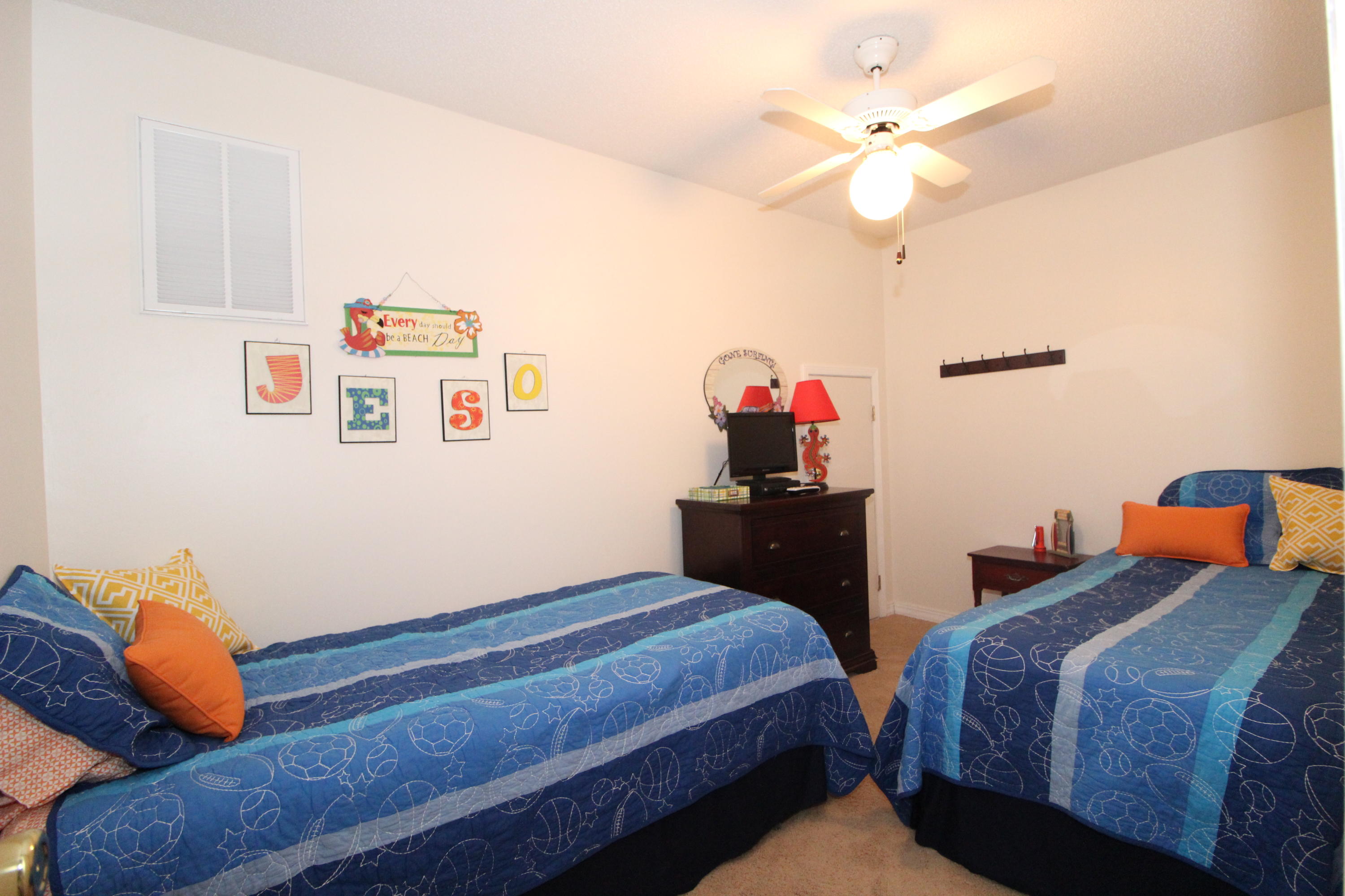 EMERALD GARDENS - Residential