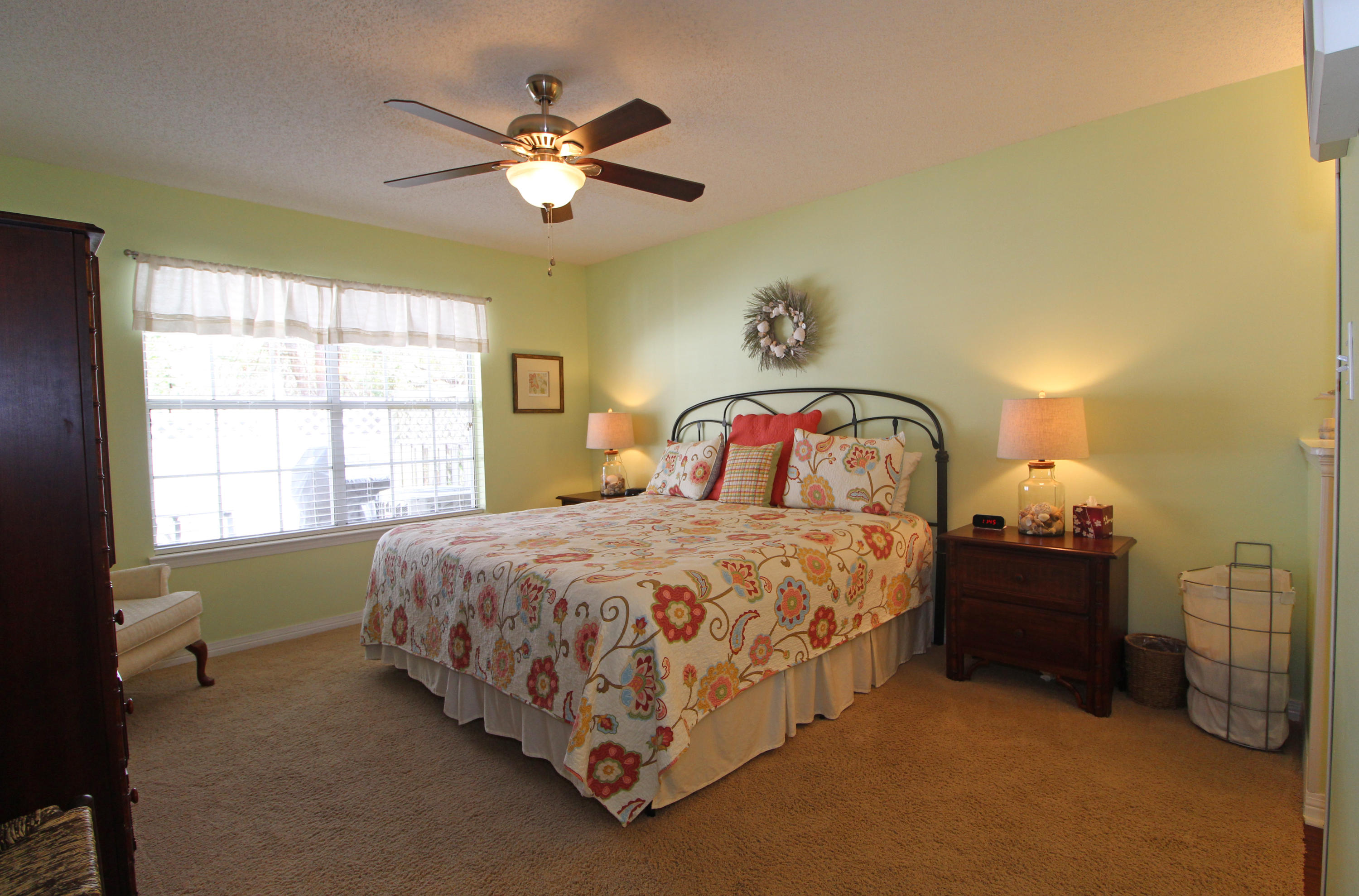 EMERALD GARDENS - Residential