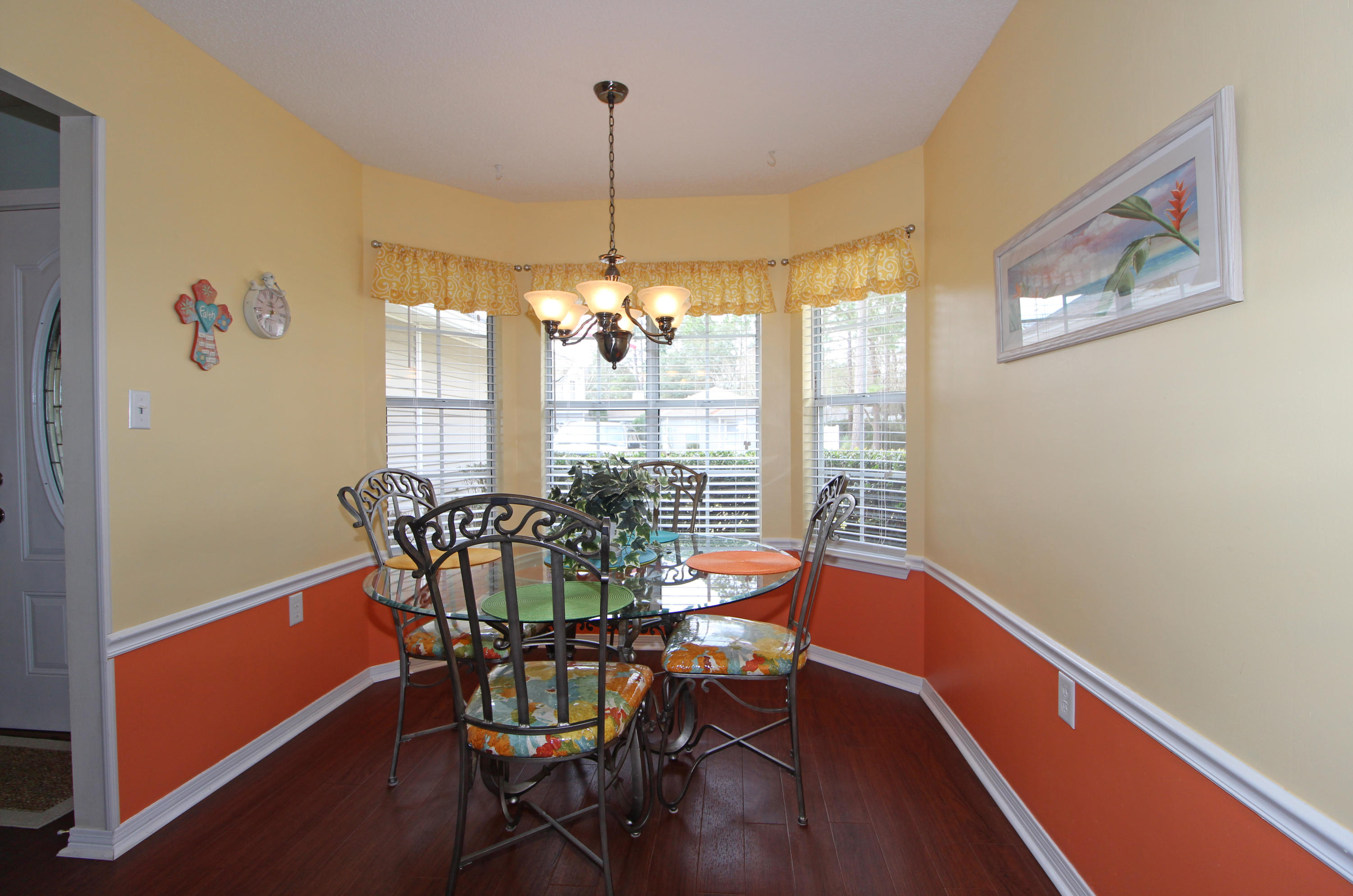 EMERALD GARDENS - Residential