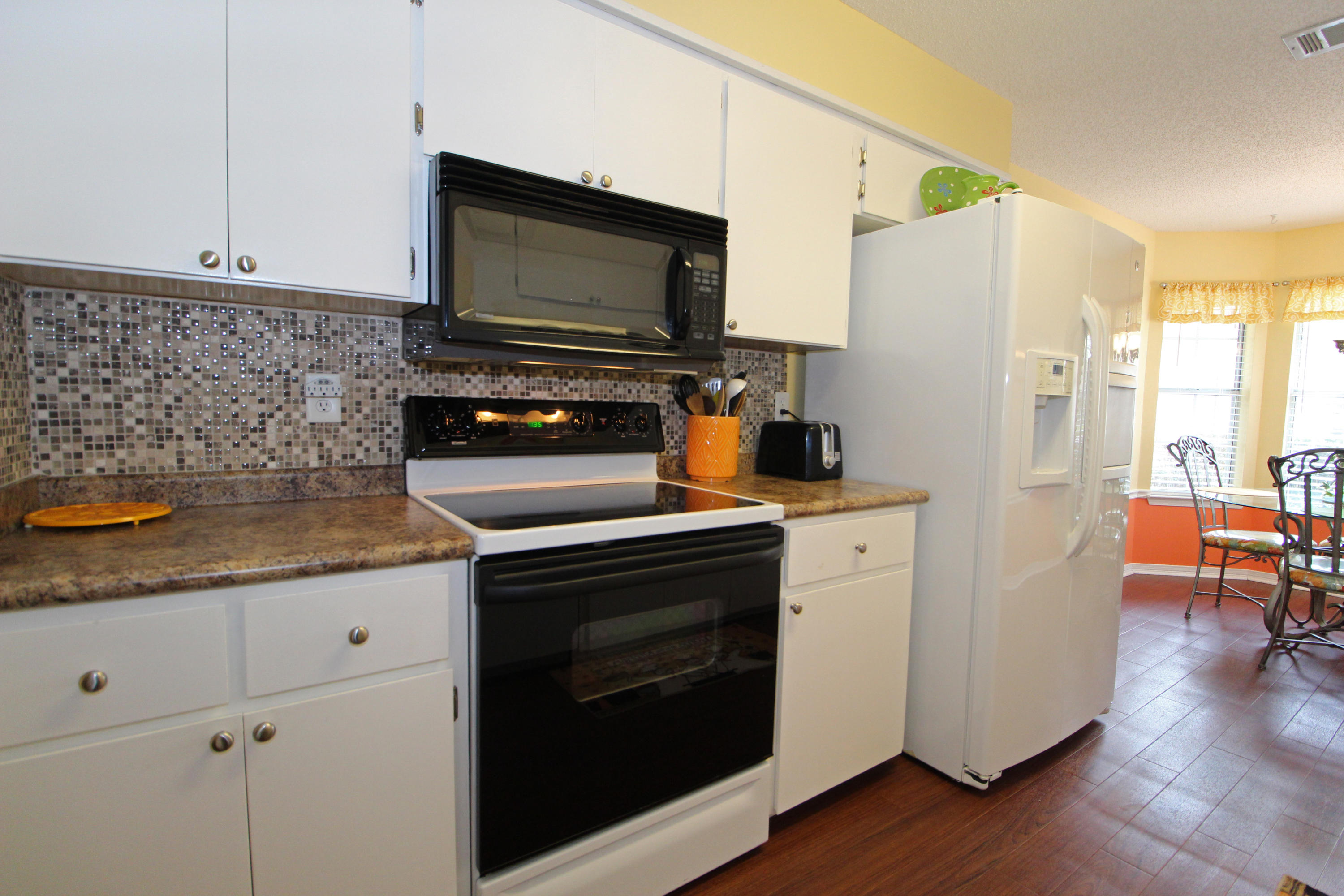 EMERALD GARDENS - Residential