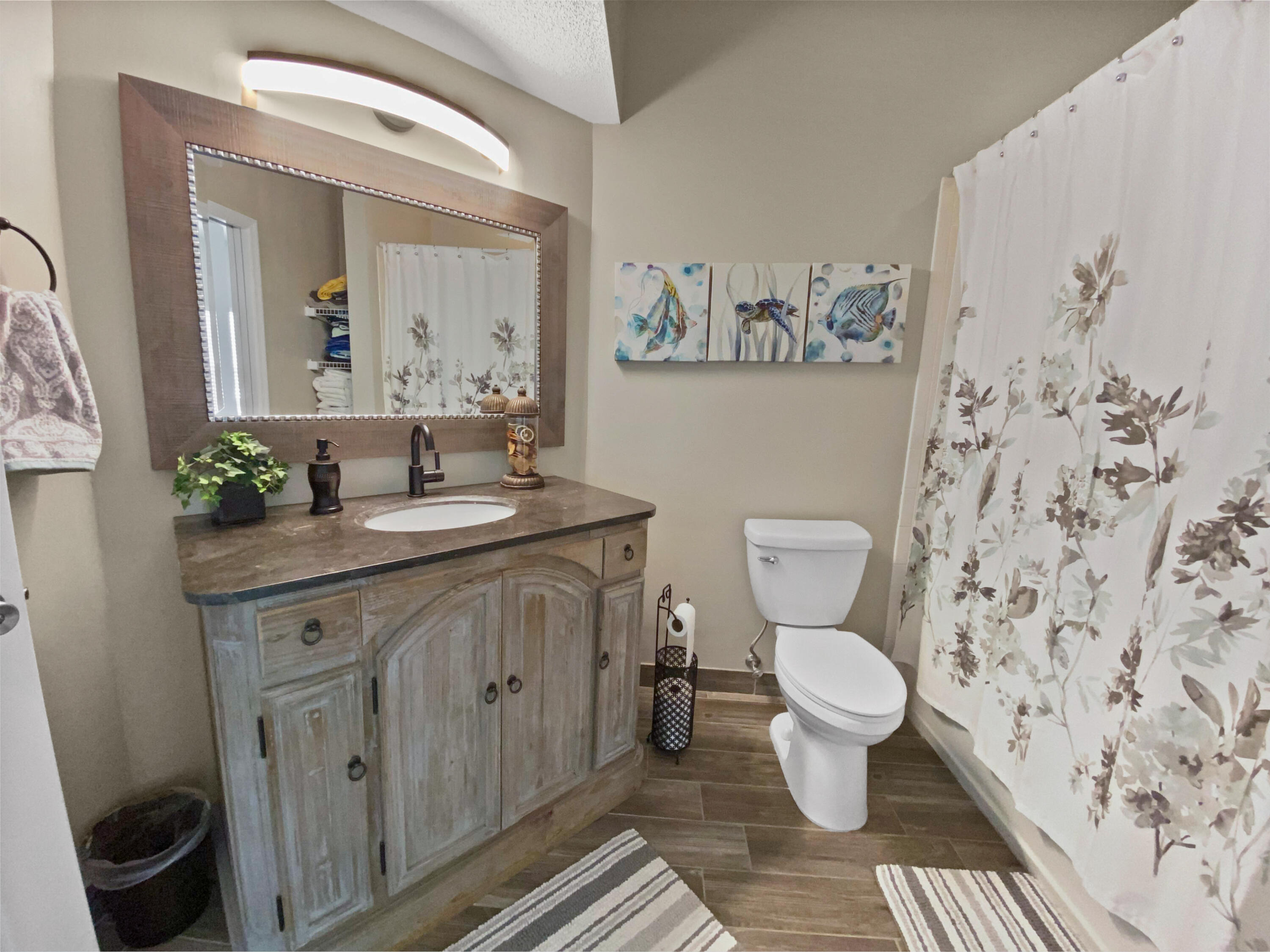 NORTH SHORE T/H - Residential