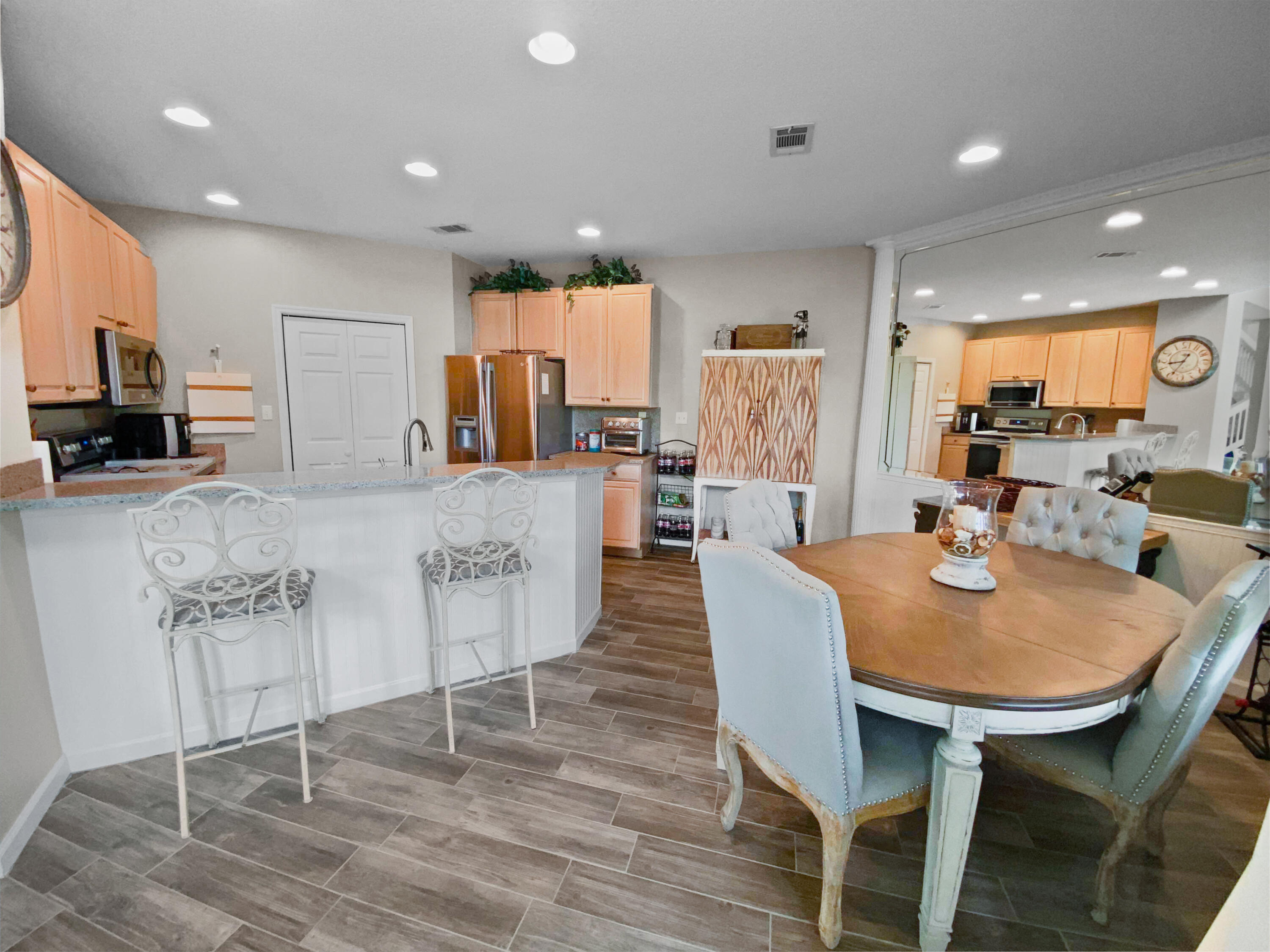 NORTH SHORE T/H - Residential