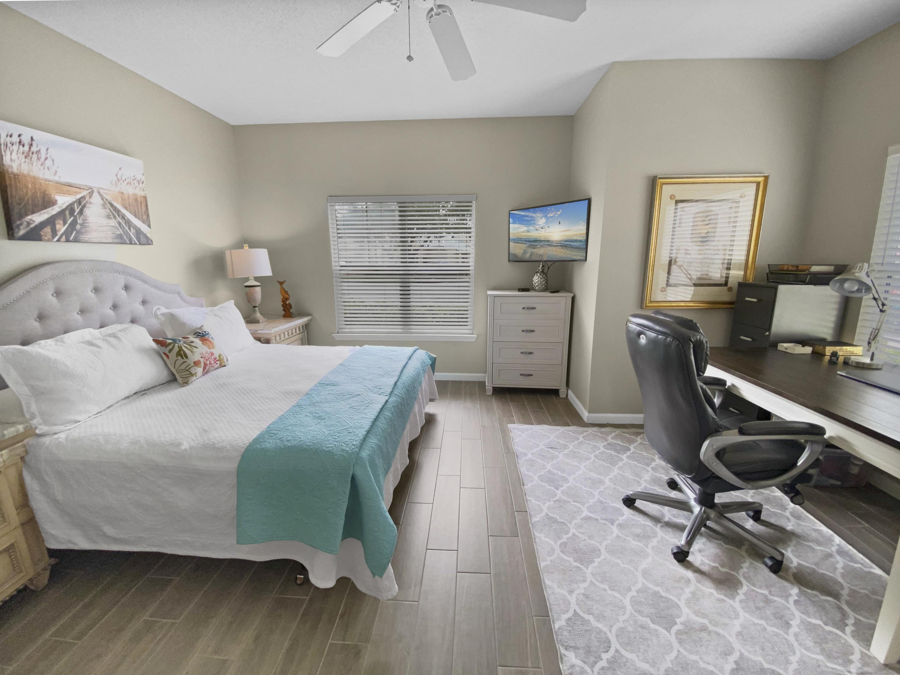 NORTH SHORE T/H - Residential