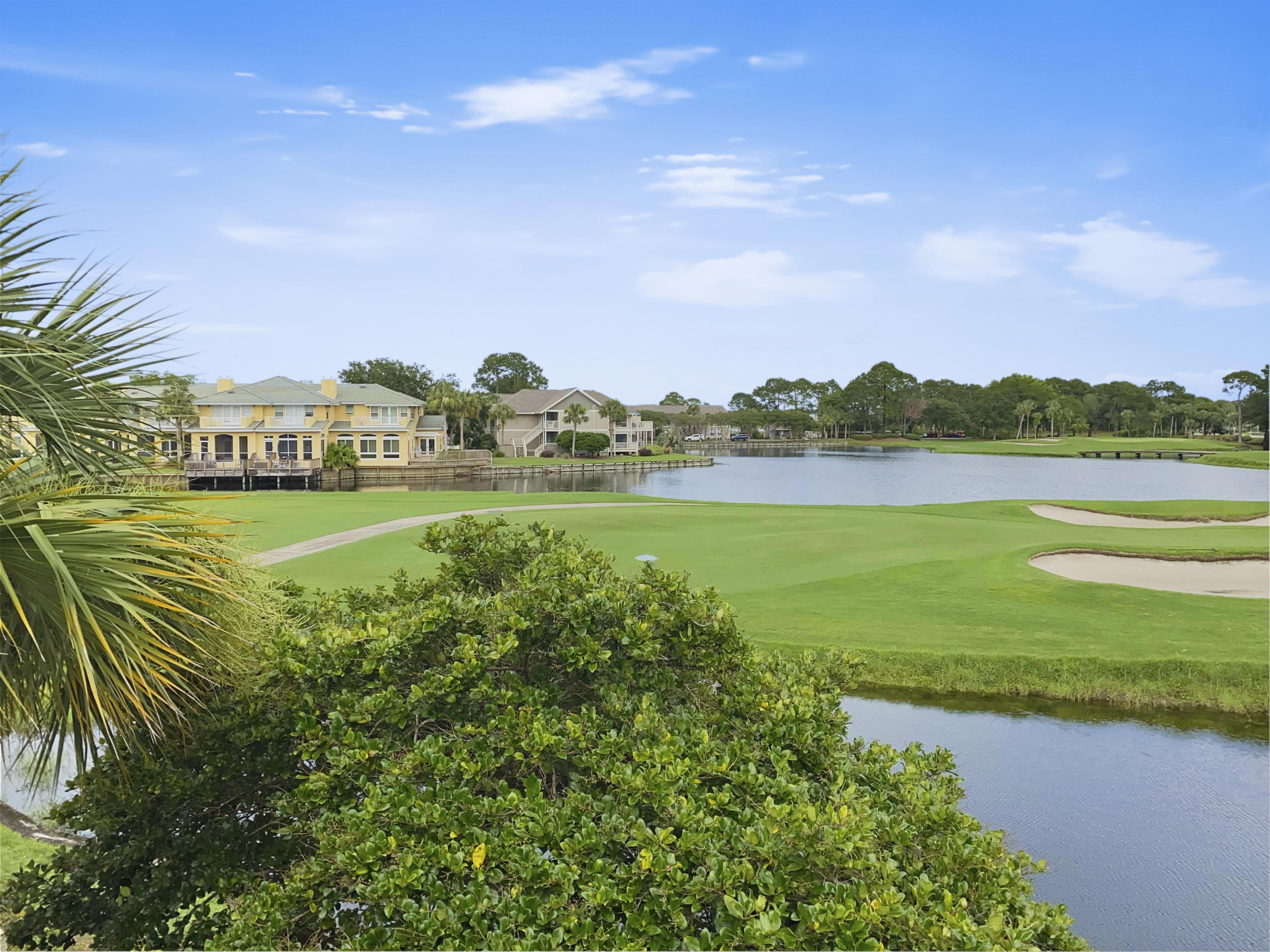 NORTH SHORE T/H - Residential