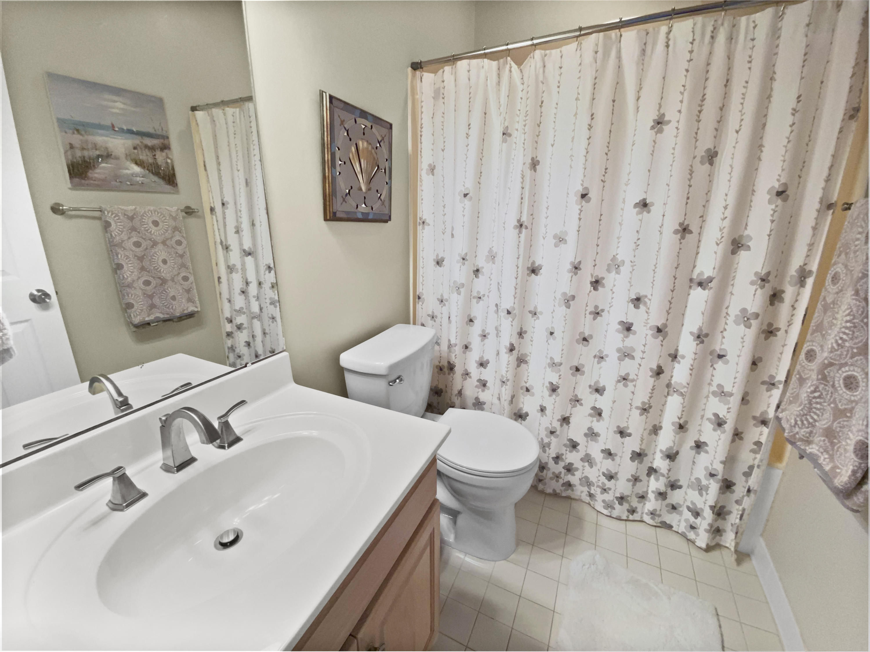 NORTH SHORE T/H - Residential